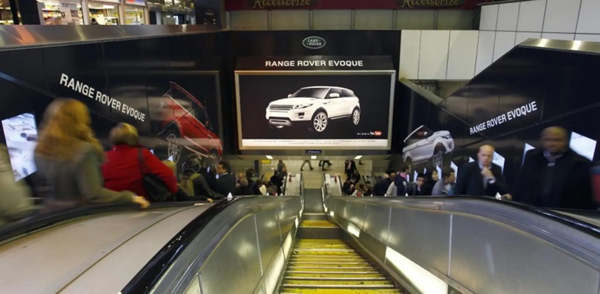 land-rover-marketing-campaign-2012