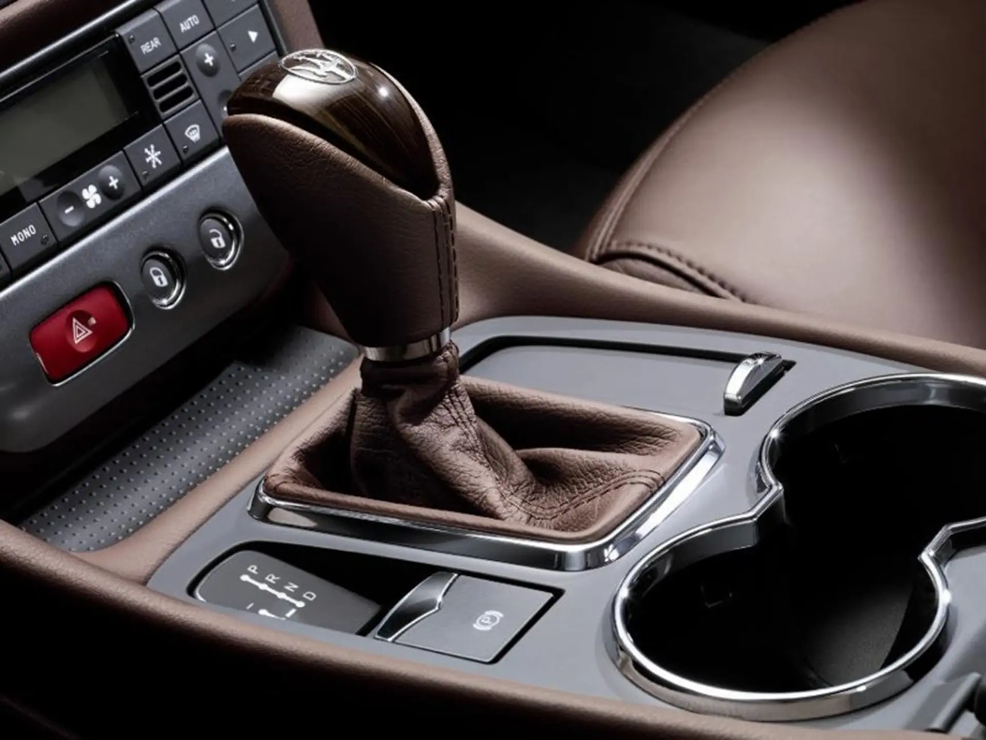 maserati-interior