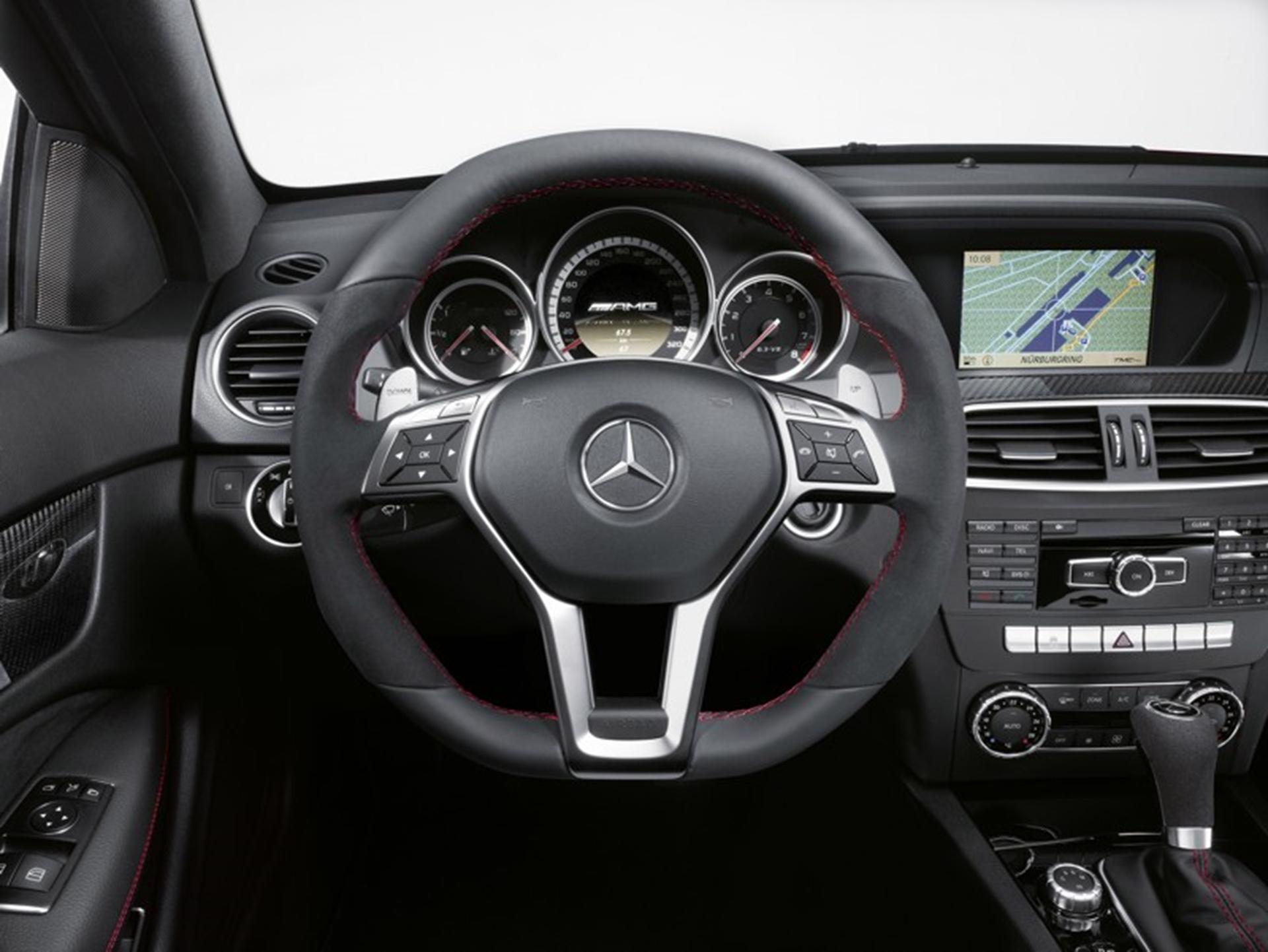 The new Mercedes-Benz C 63 AMG Coupé Black Series