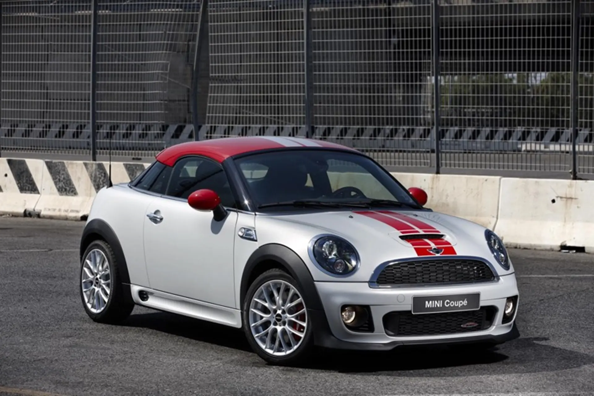 Mini Coupe 2011