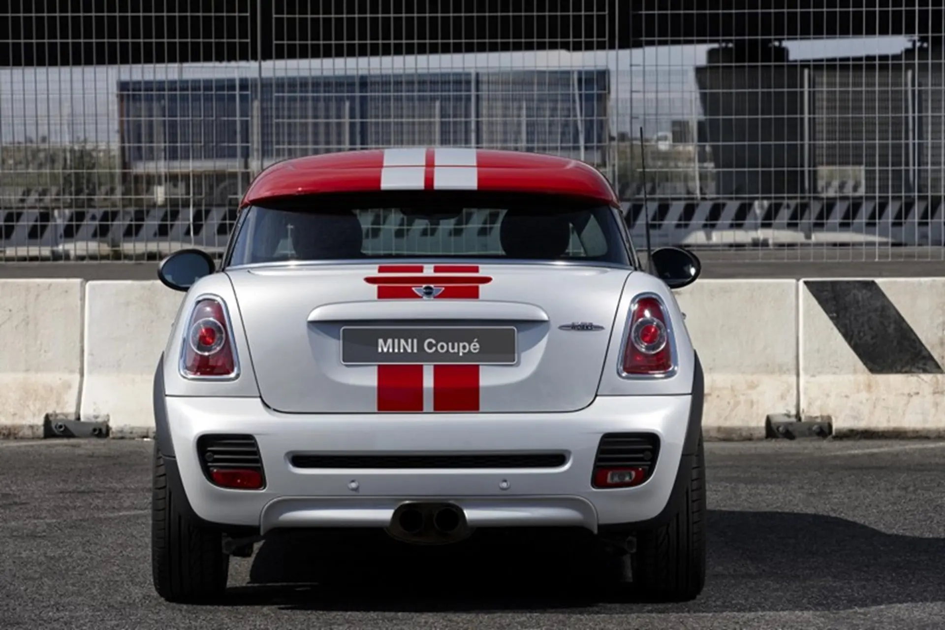 Mini Coupe 2011 View from Behind
