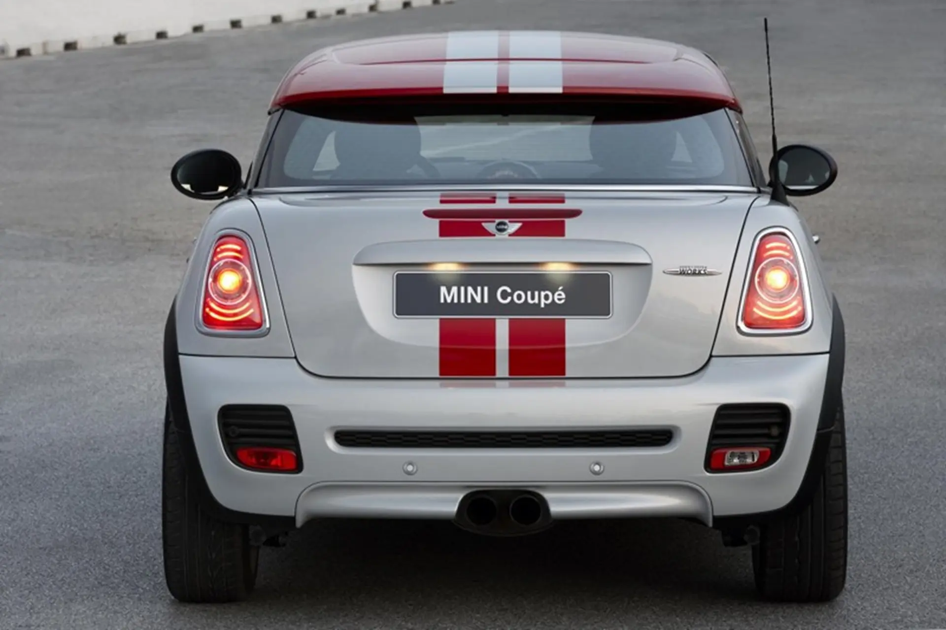 Mini Coupe 2011 Rear
