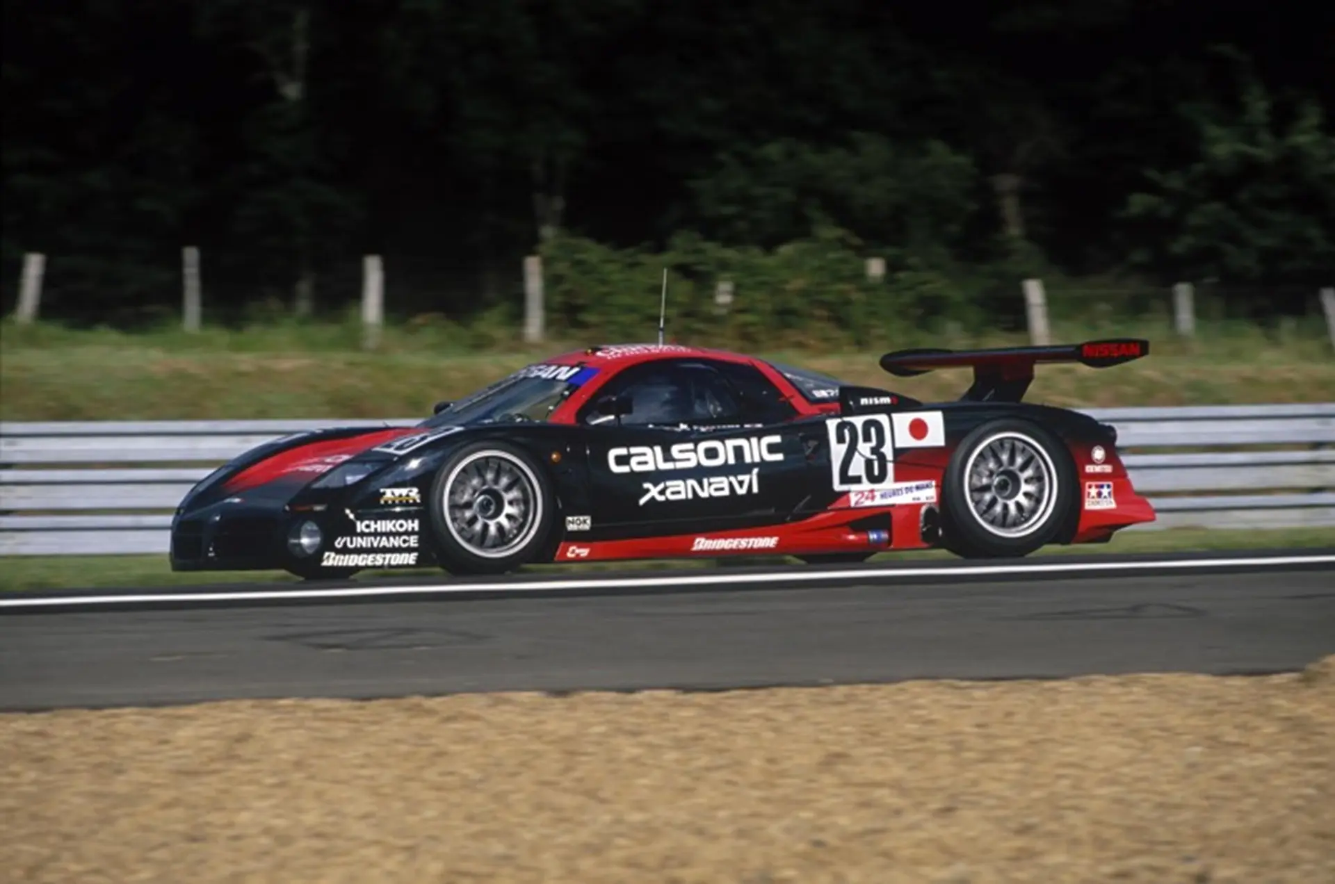 Nissan le mans