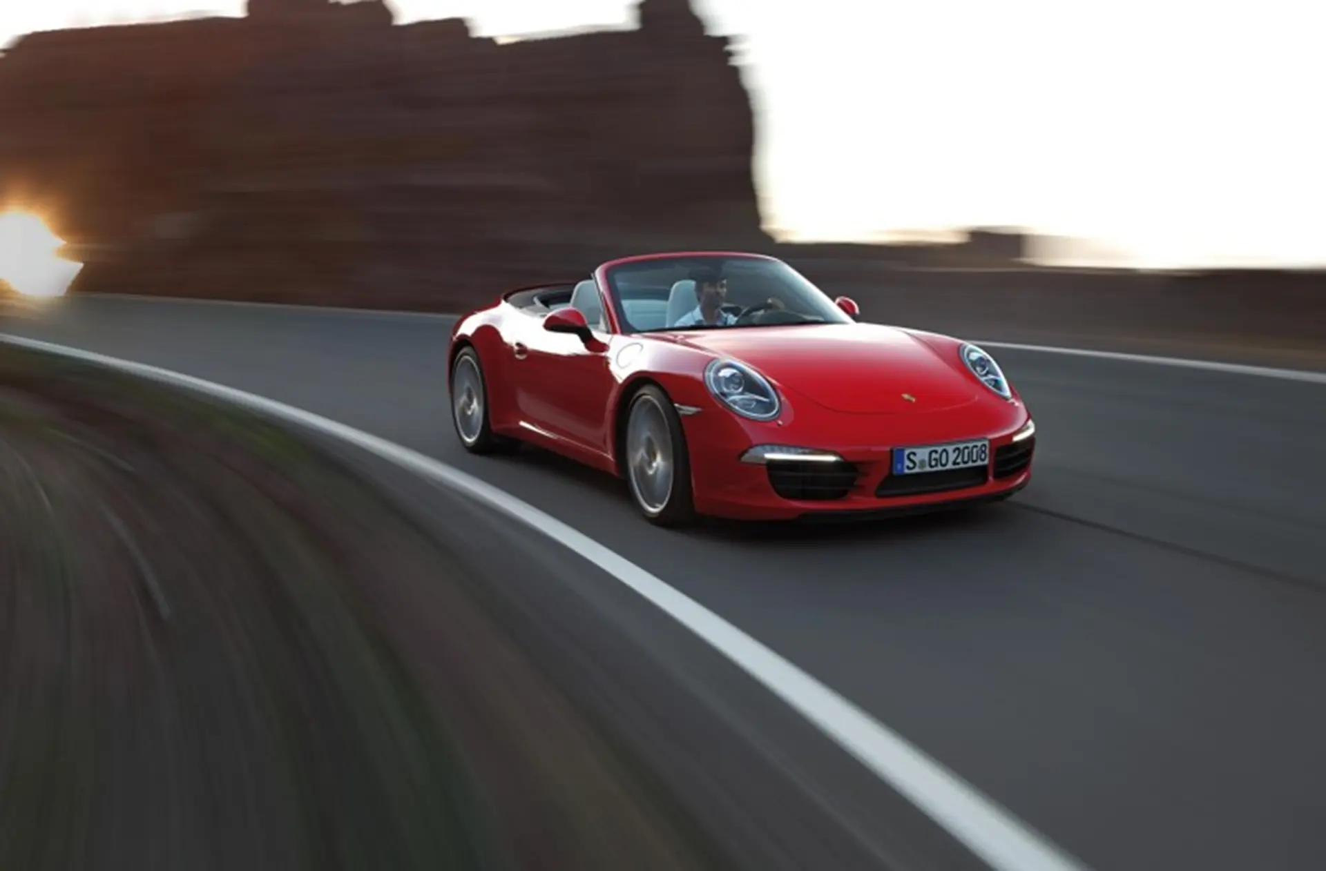 Porsche Carrera Cabriolet Red Front