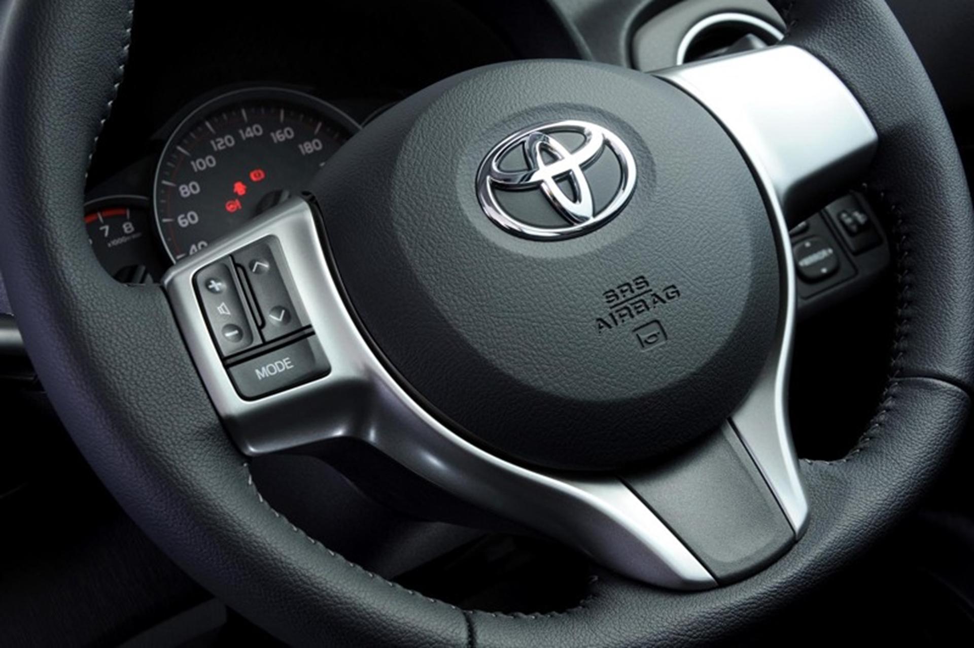 Toyota South Africa SET THE PACE IN THE NEW TOYOTA YARIS