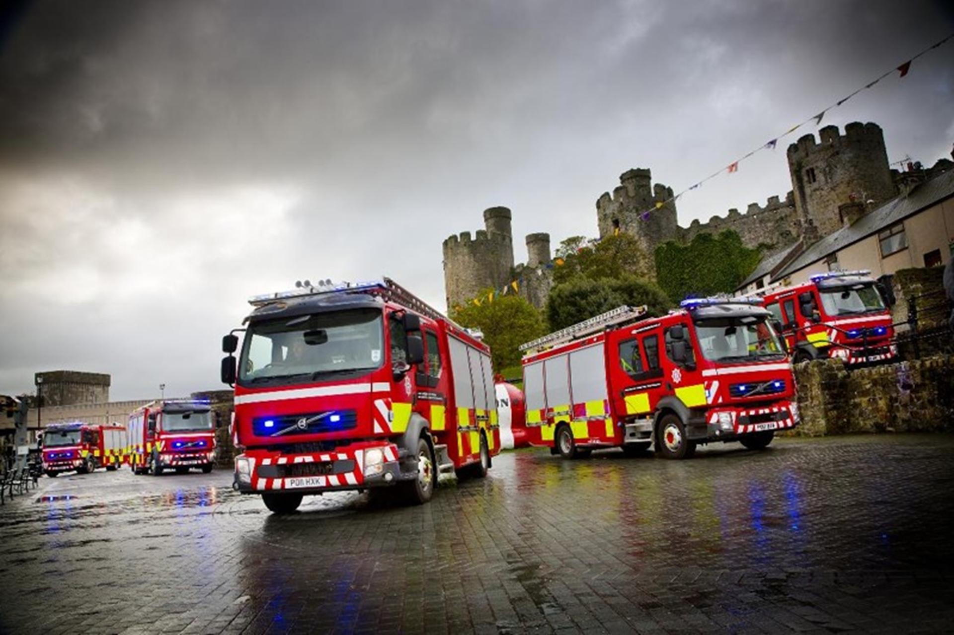 COMPACT FL FIRE APPLIANCES ENTER SERVICE IN NORTH WALES