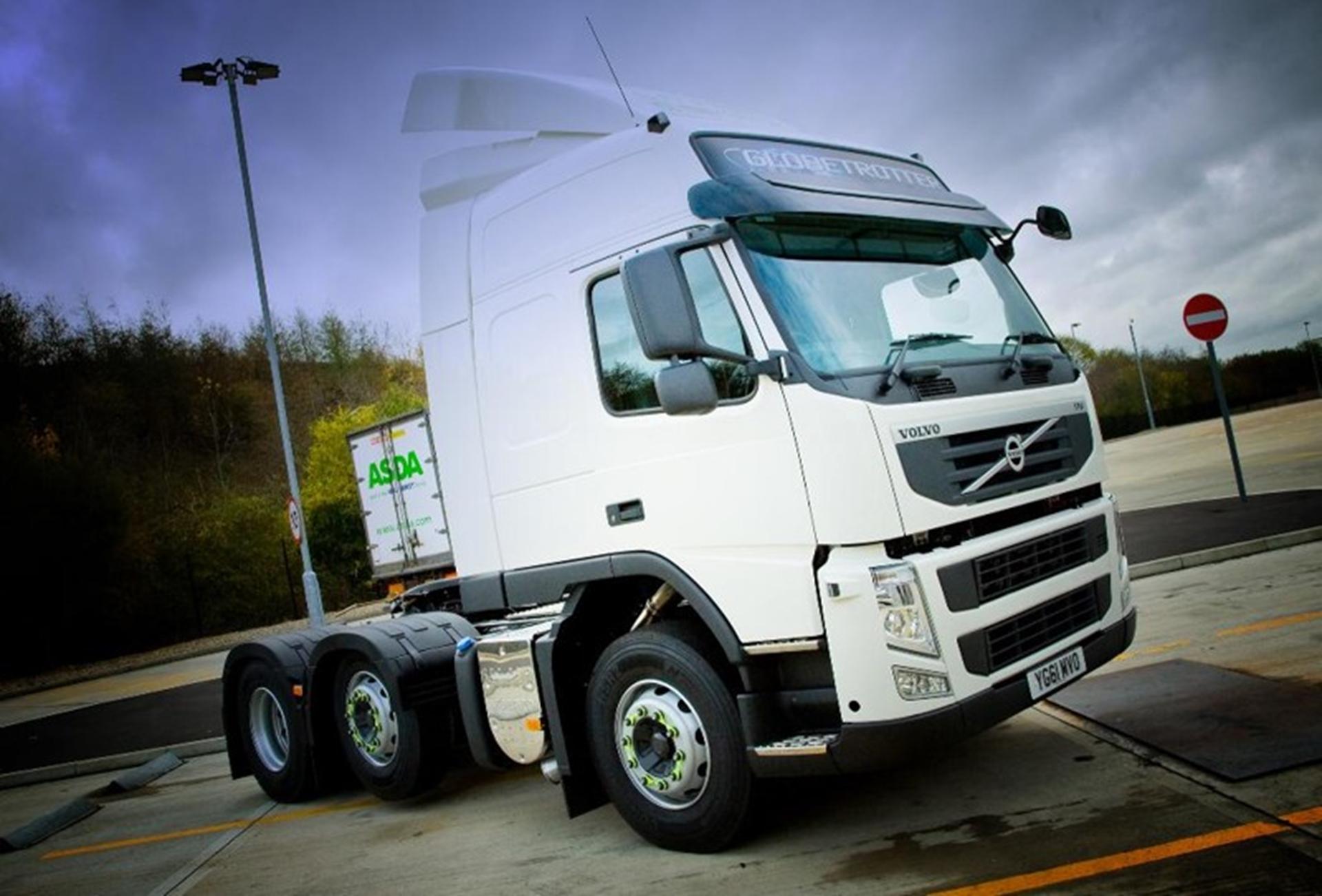 SUCCESSFUL ASDA EVALUATION PROGRAMME FOR VOLVO AND CROSSROADS