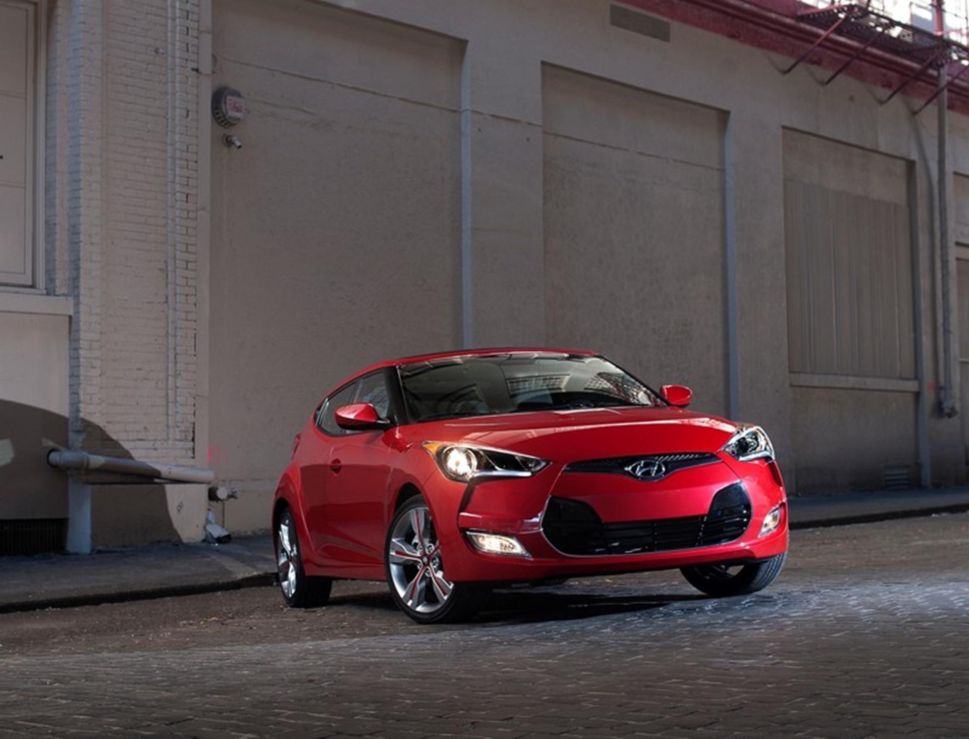 HYUNDAI VELOSTER NAMED BEST ECONOMY CAR BY BLOOMBERG