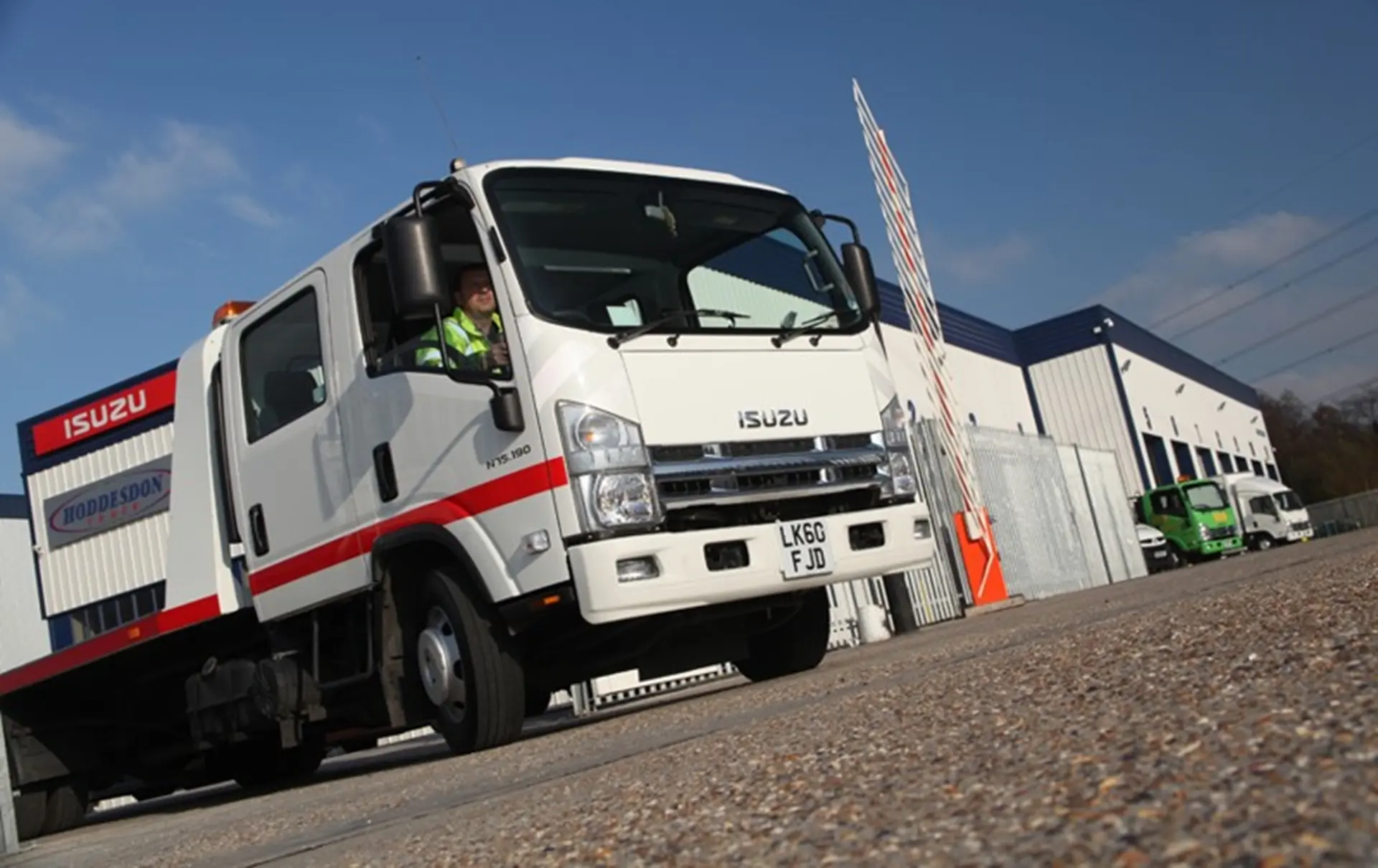 isuzu trucks