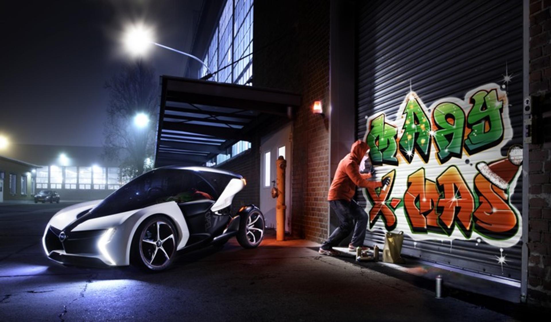 Santa 2.0 goes electric Opel RAK e instead of reindeer