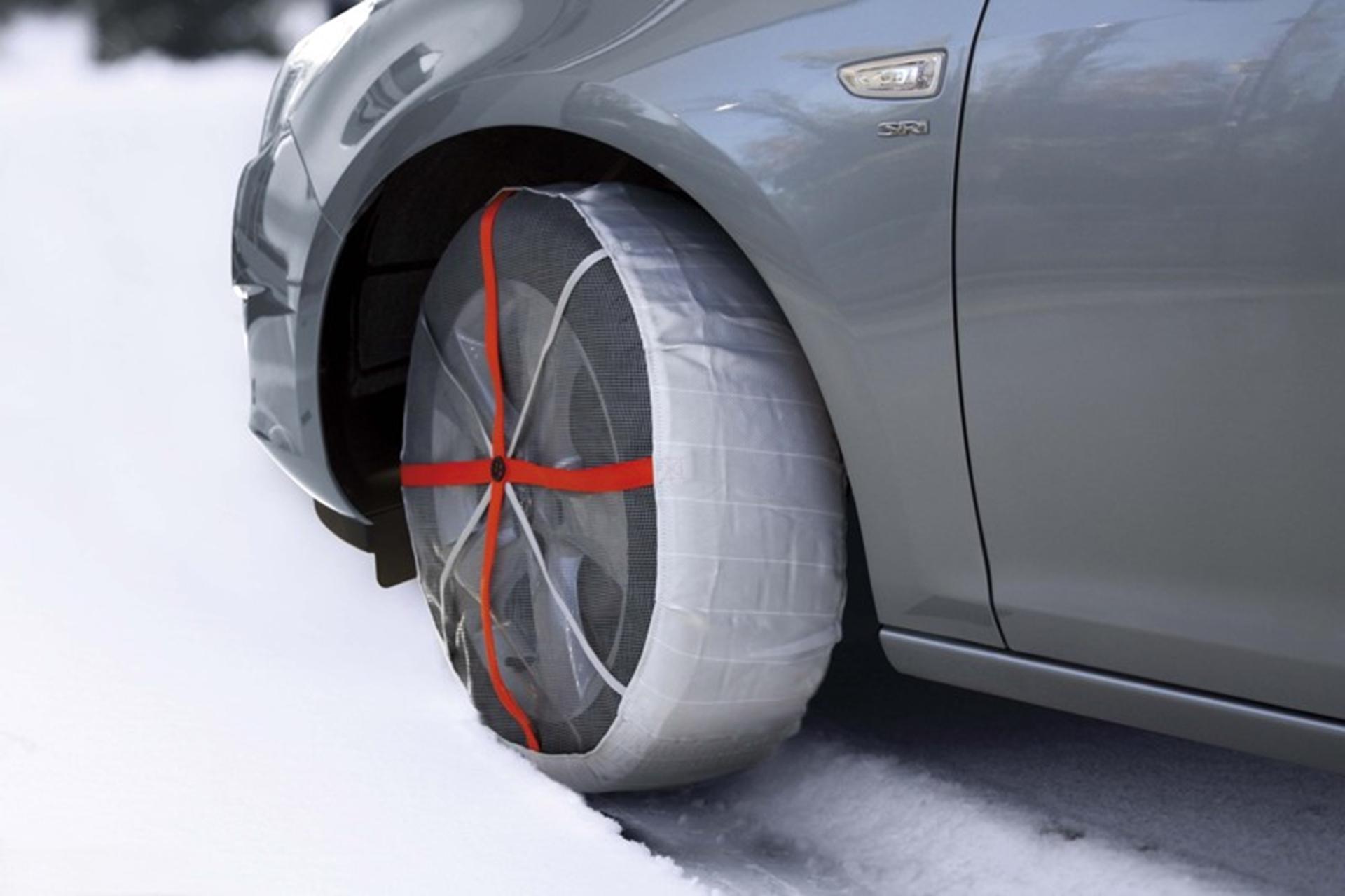 VAUXHALL URGES MOTORISTS TO GET THEIR SOCKS ON