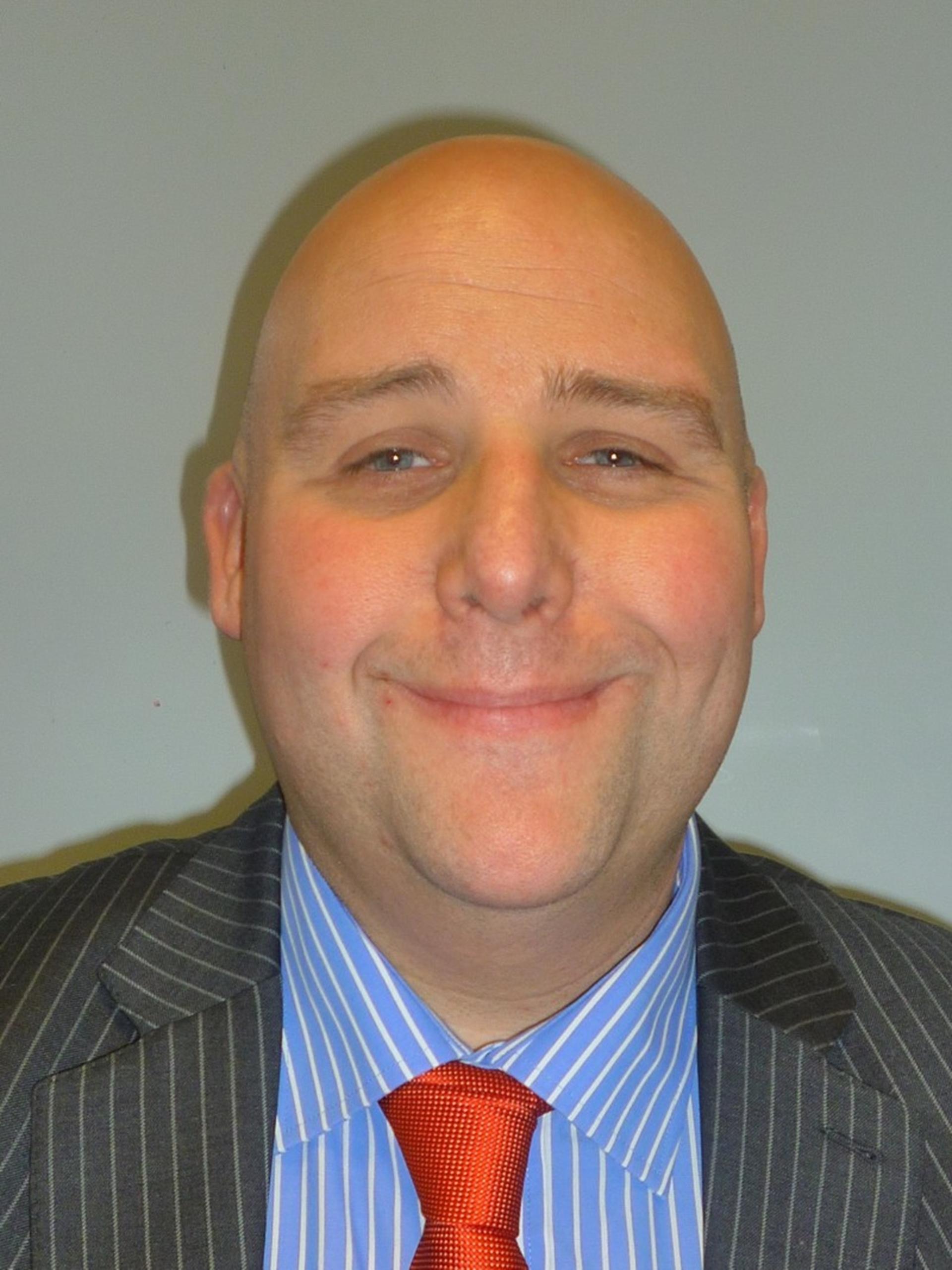 BRETT EARP APPOINTED UK SALES MANAGER FOR HOLGER CHRISTIANSEN