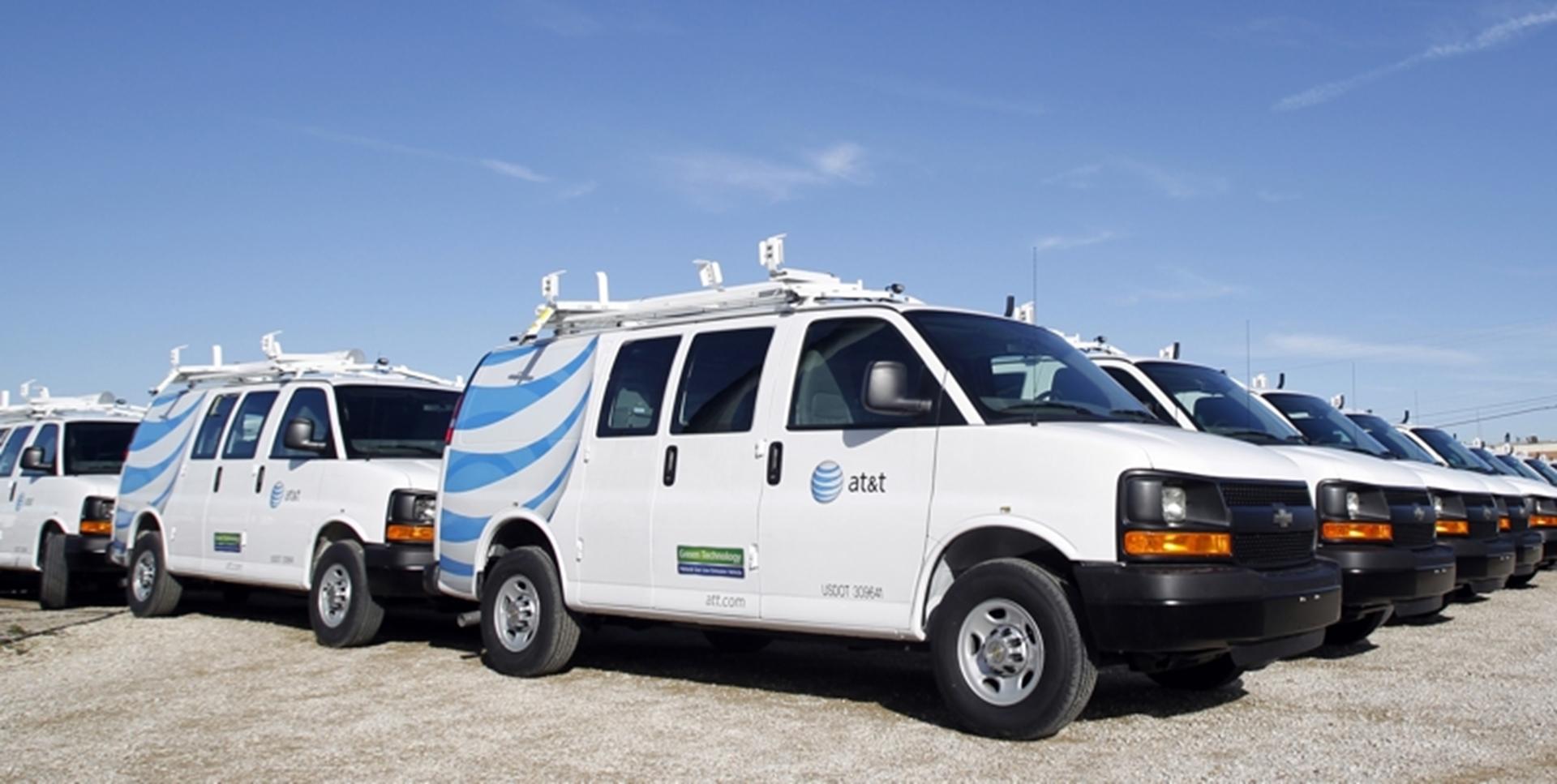 AT&T Orders 1,200 CNG-powered Chevrolet Express Vans