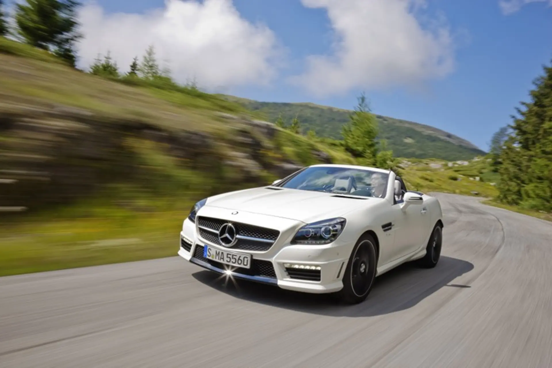 Mercedes-Benz announces SLK 55 AMG pricing