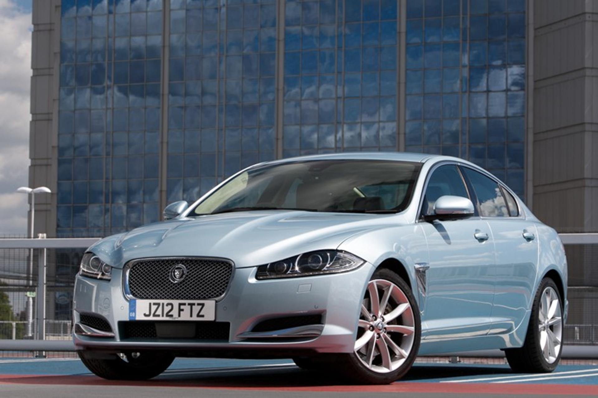 GREATER VALUE, SAME EFFICIENCY: NEW 163 PS XF 2.2 DIESEL GOES ON SALE