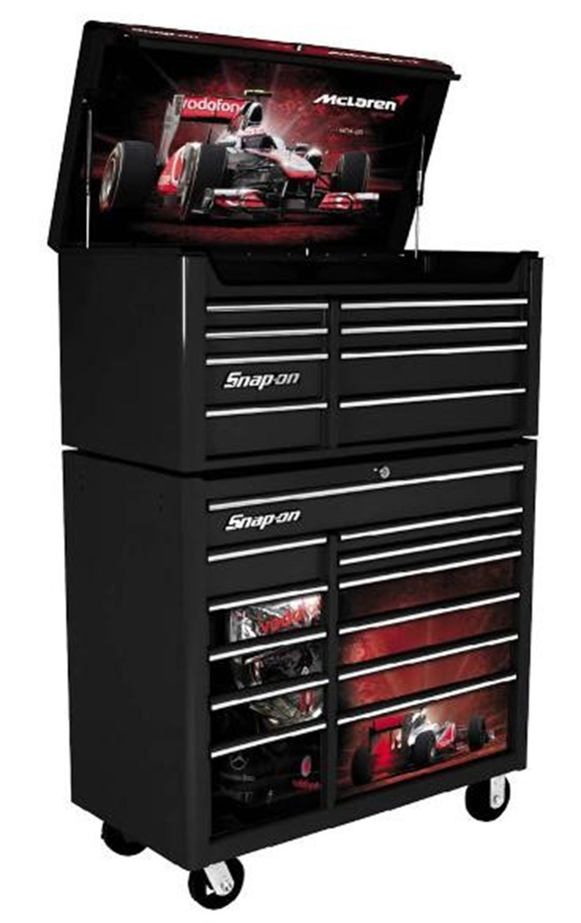 JOIN MITSUBISHI MOTORS LIVE AT THE 82ND INTERNATIONAL GENEVA MOTOR SHOW