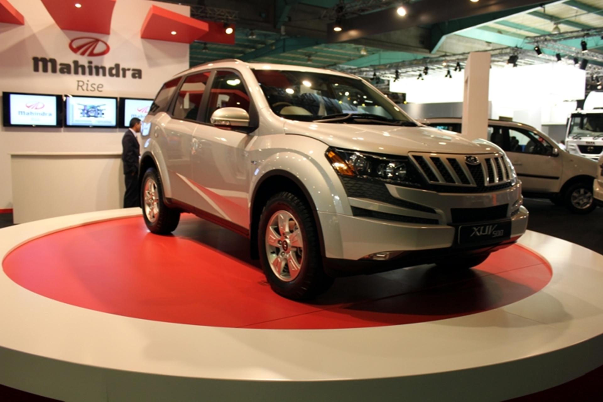 Mahindra’s XUV500 registers 25,000+booking applications in second phase of bookings