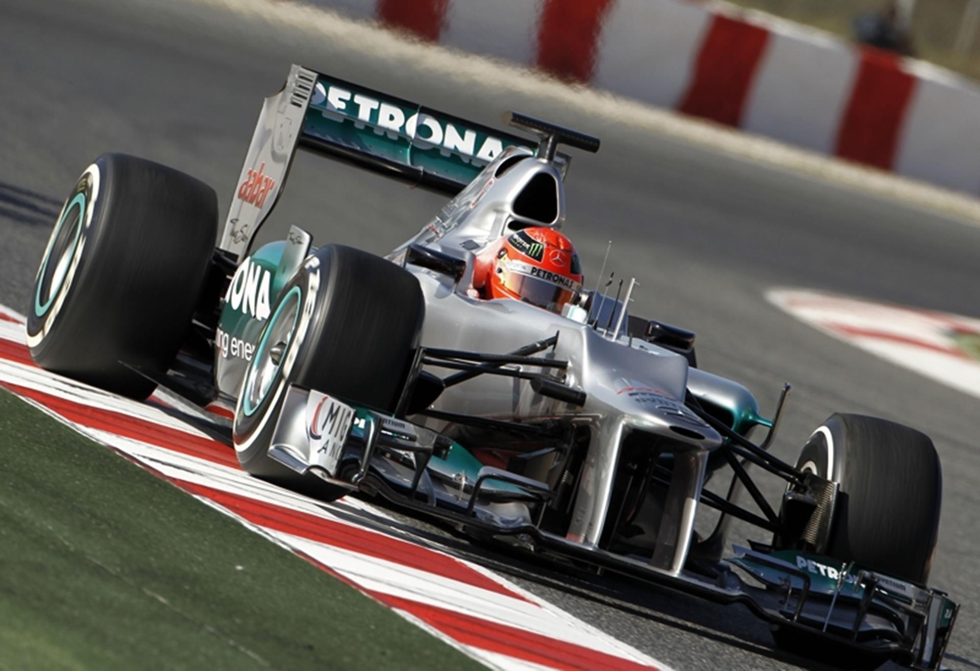 Mercedes-Benz Barcelona Test, Day Two