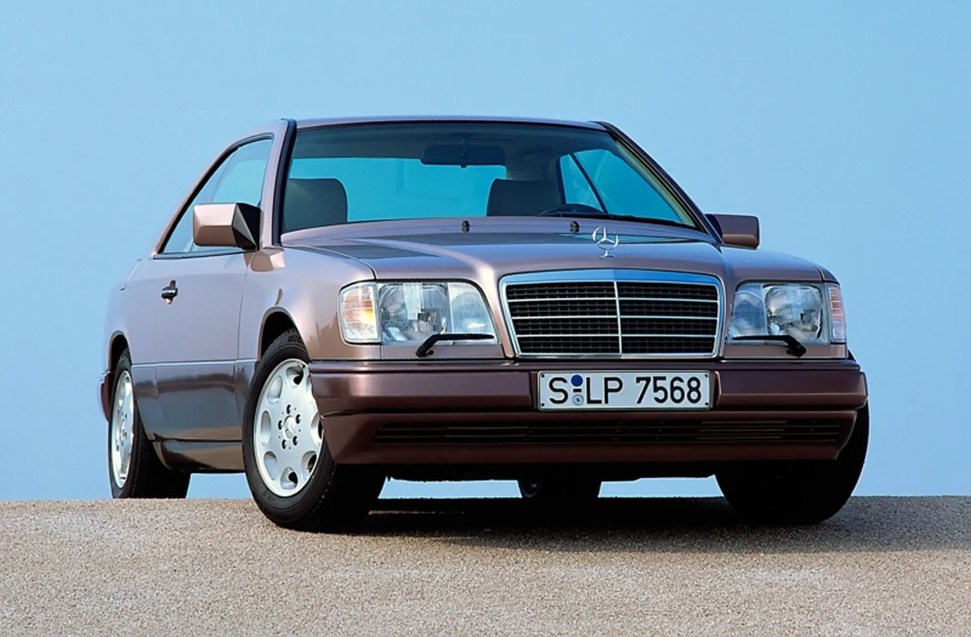 Mercedes-Benz E-200 Coupe