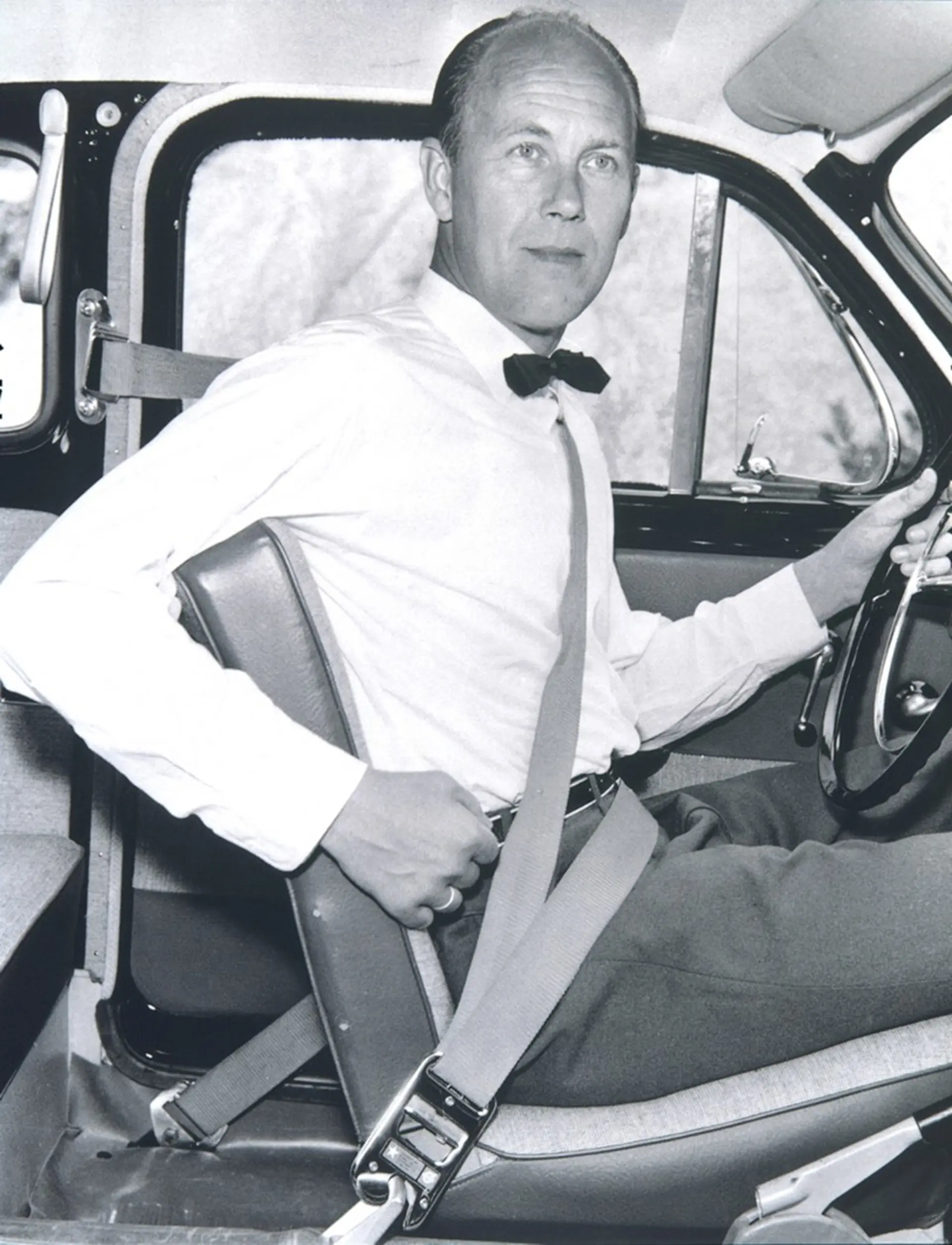 Nils Bohlin – developer of the three-point safety belt (1959)
