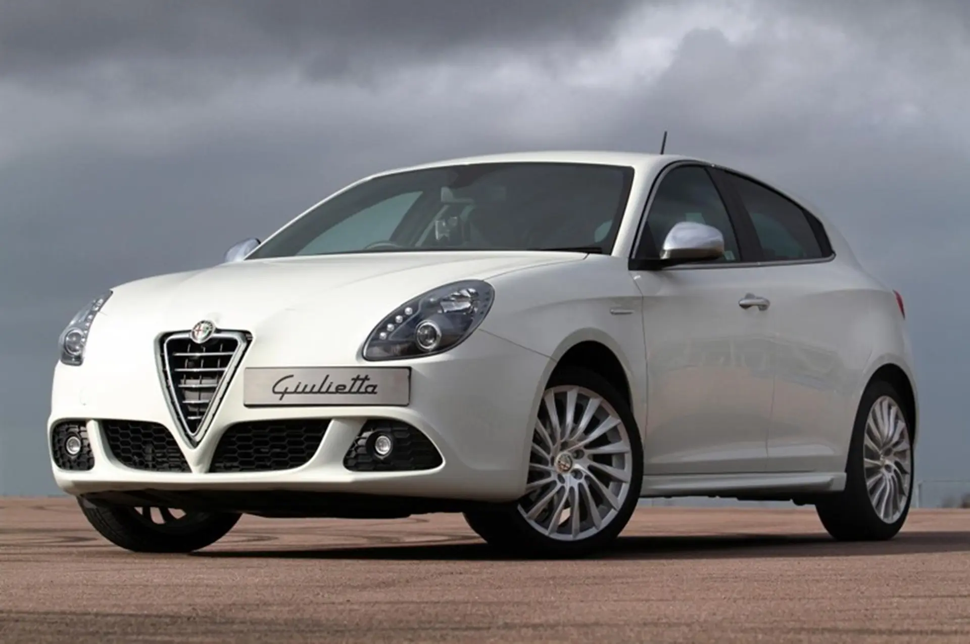 Alfa Giulietta 299 reasons