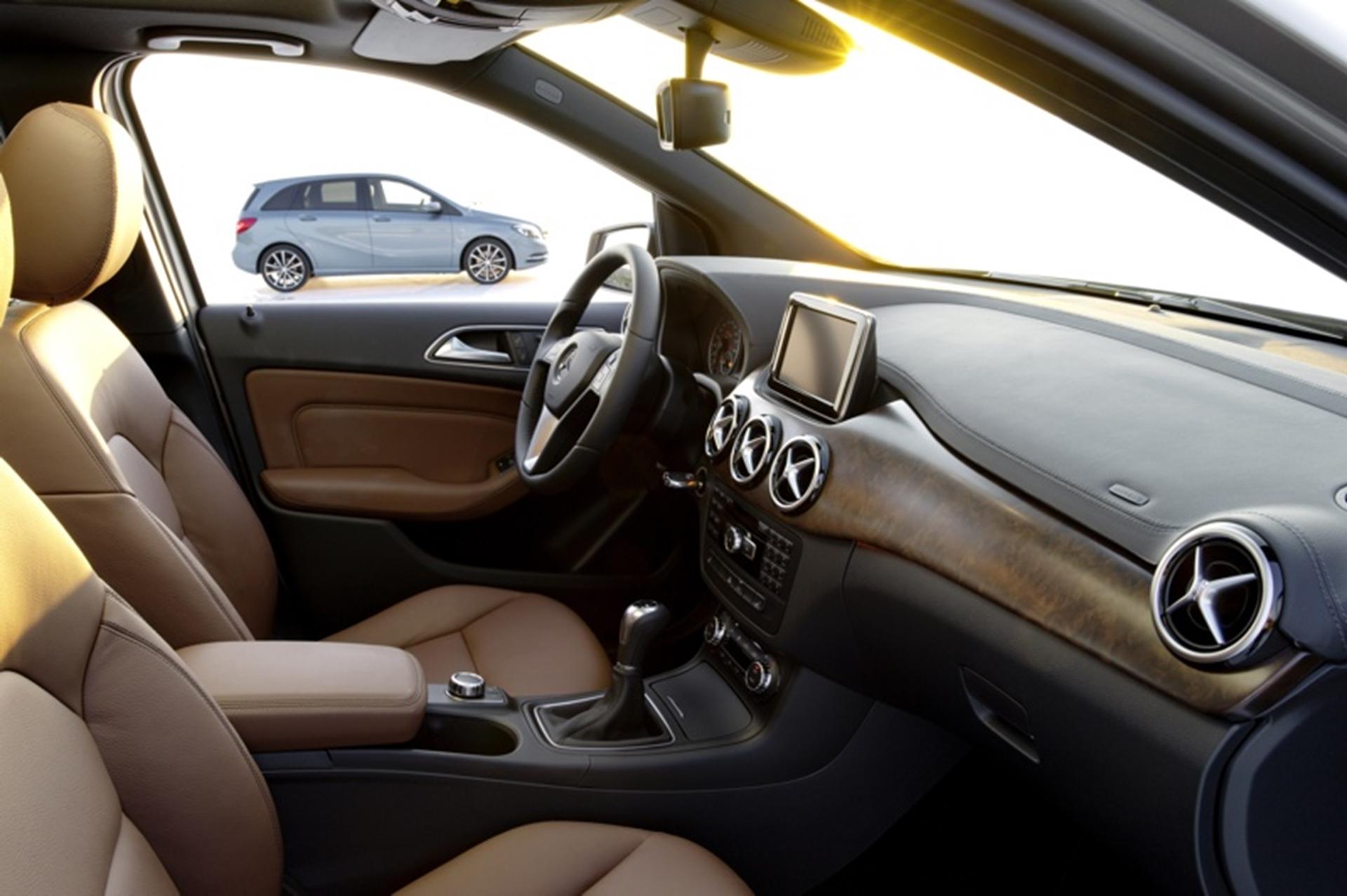 Mercedes-Benz B-Class Johannesburg: Radar-based collision warning system
