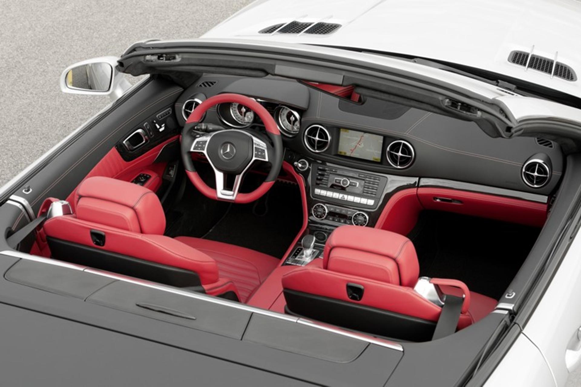 The new Mercedes-Benz SL Geneva Car Show 2012