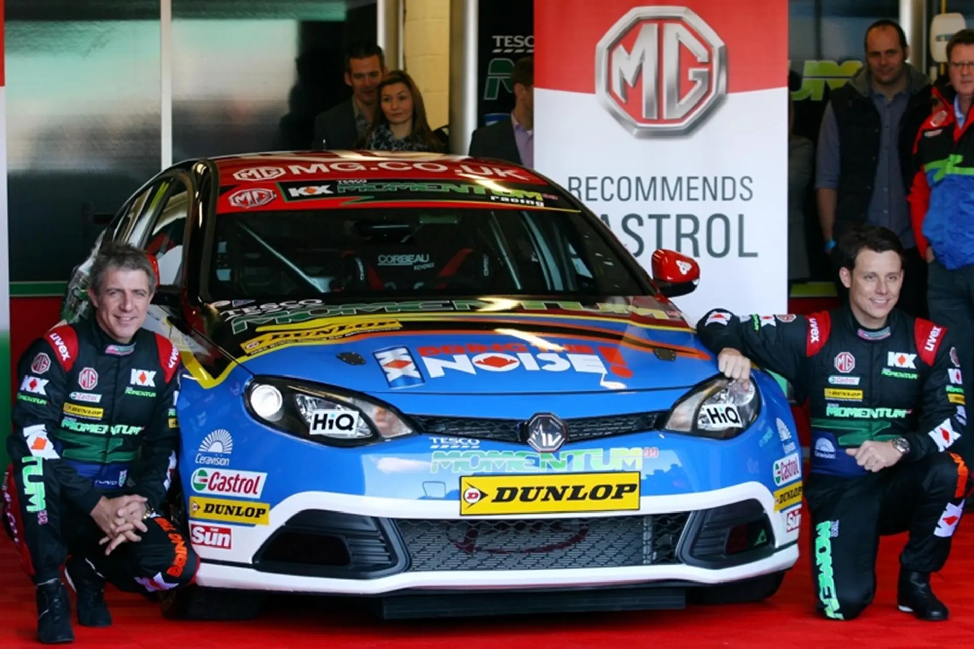 MG KX Momentum Racing team