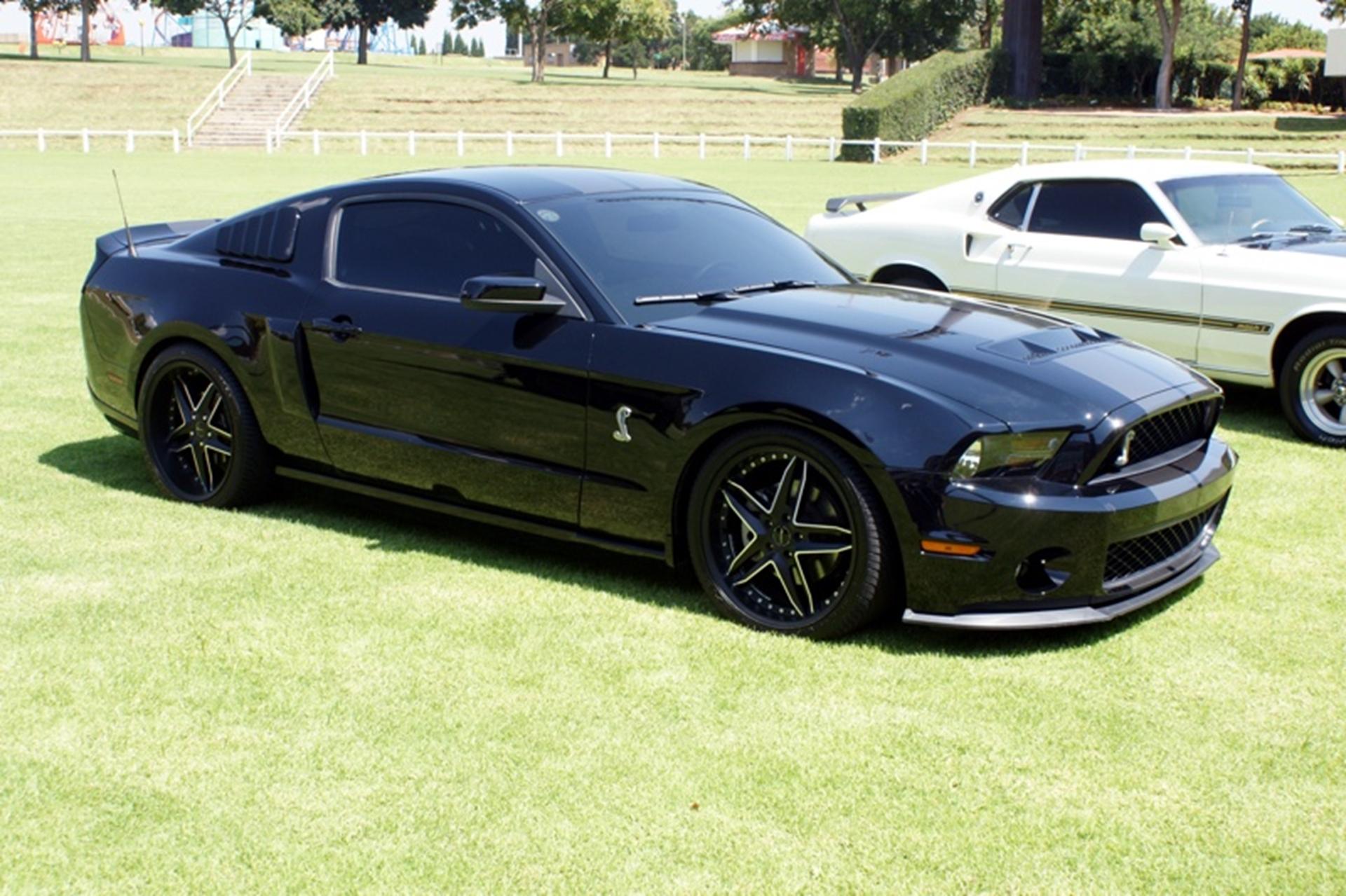 Car Show at the Rand Show