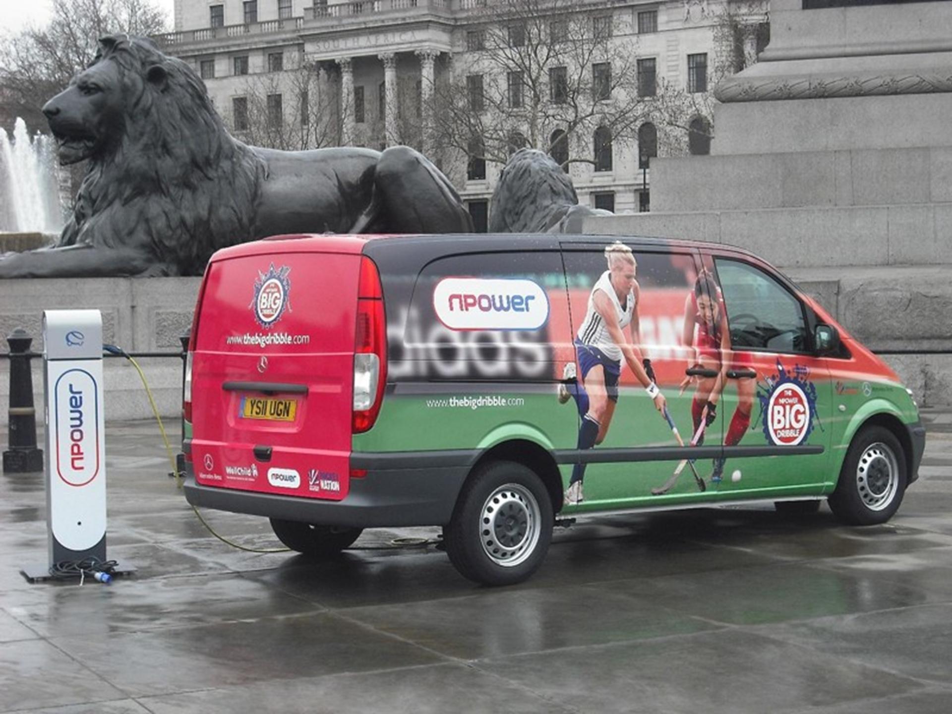 Mercedes-Benz UK: Vito E-Cell Powers Big Dribble