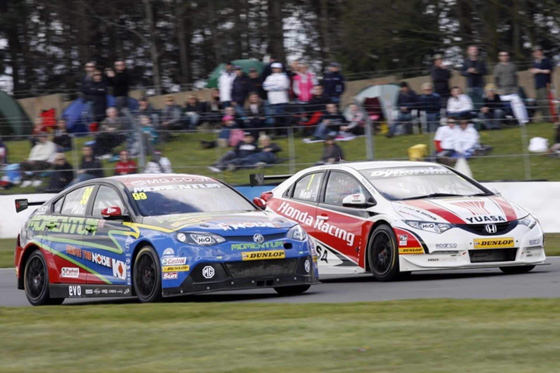 British Touring Car Championship races at Leicestershire Donington Park circuit