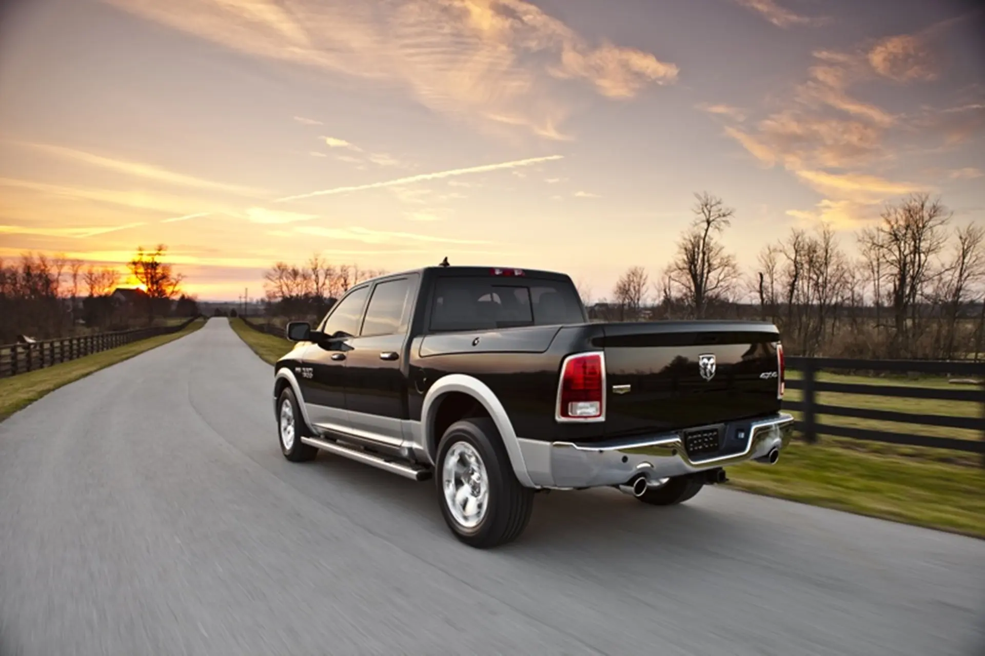 Dodge Ram 1500 Rear