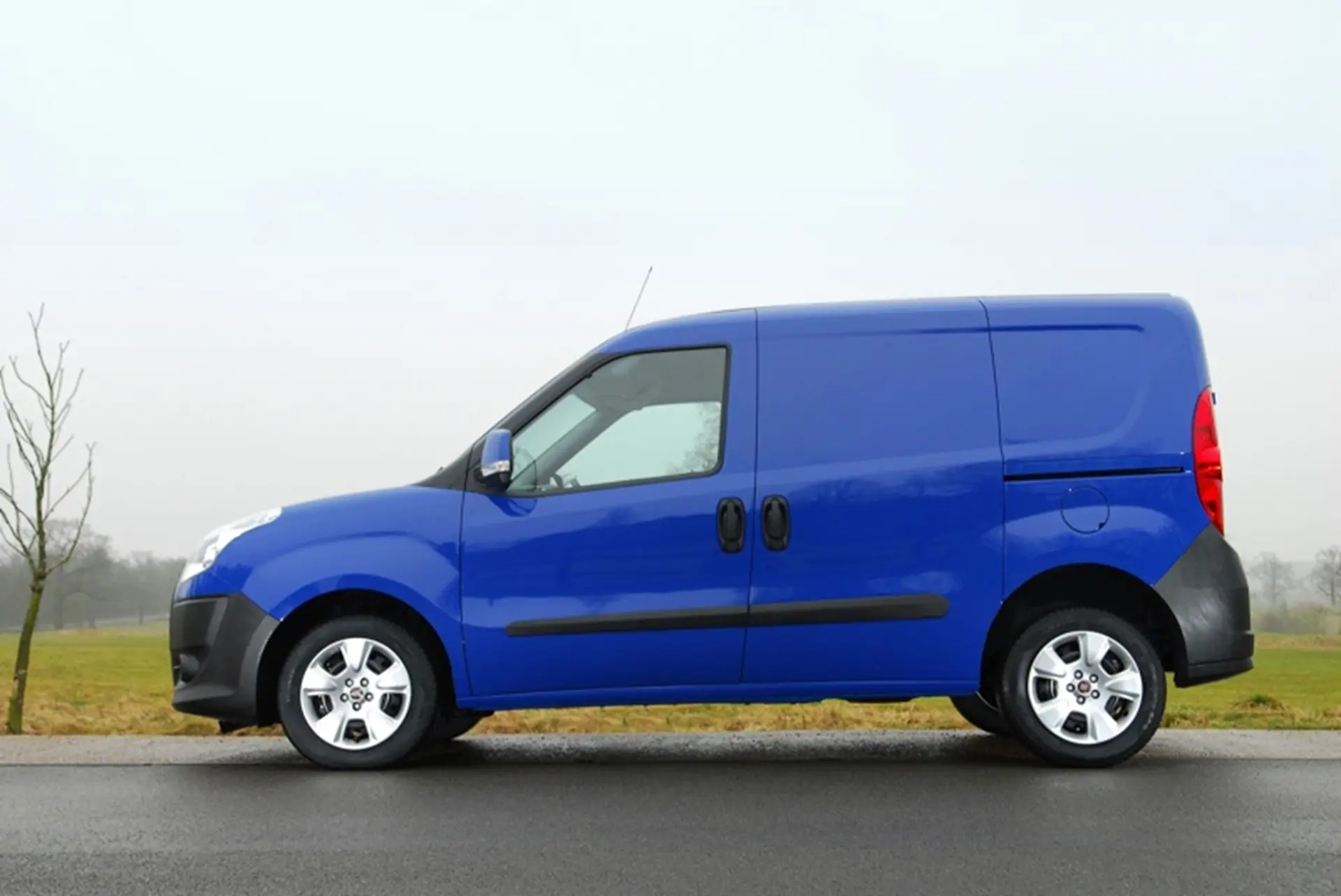 Fiat Doblo 2012