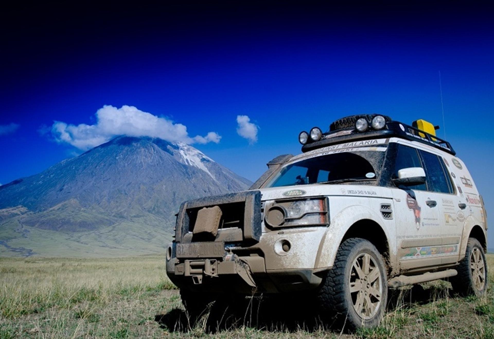 Land Rover Dispatch 70 – In the footsteps of Gregory