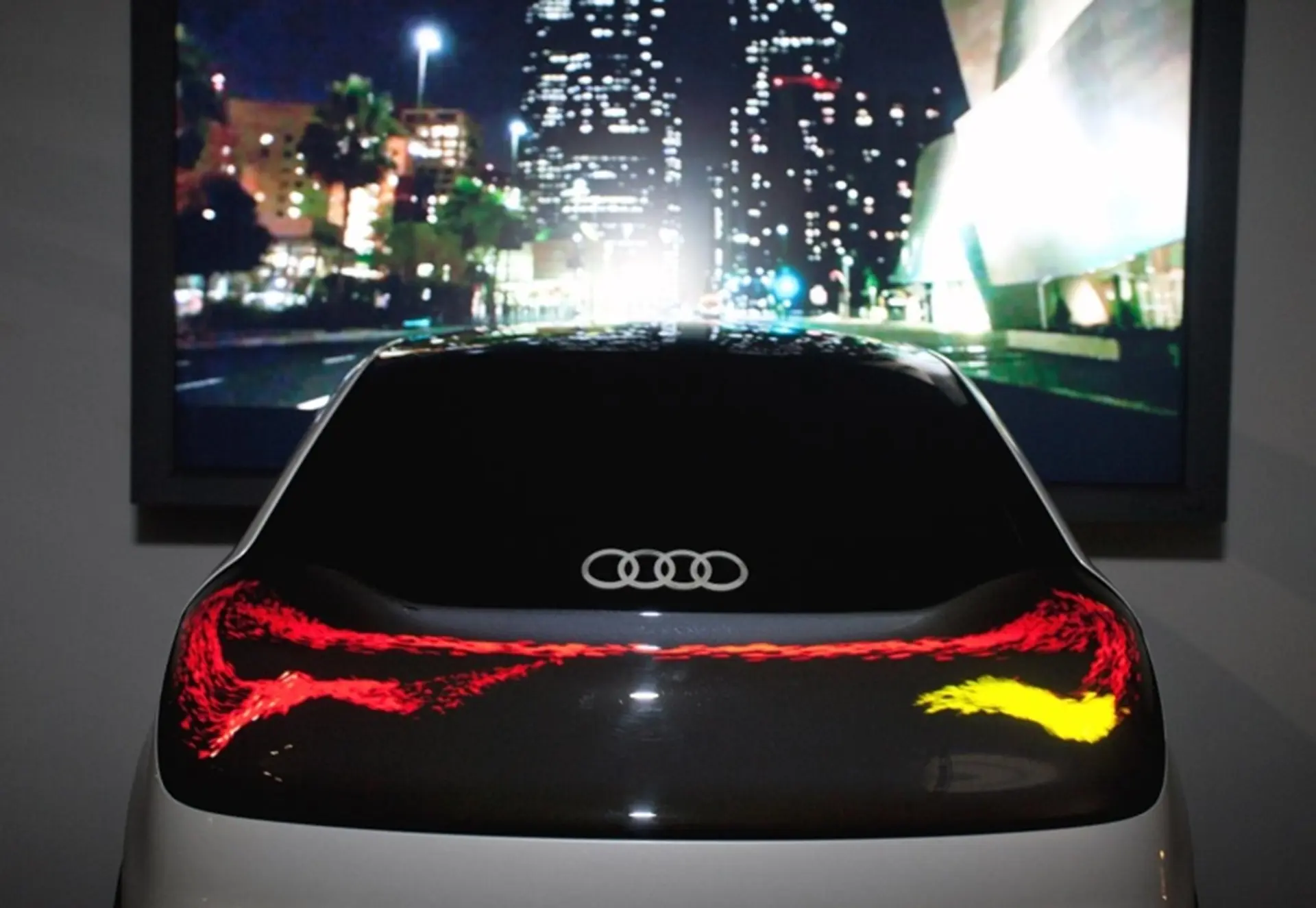 OLED Audi Swarm System Lights