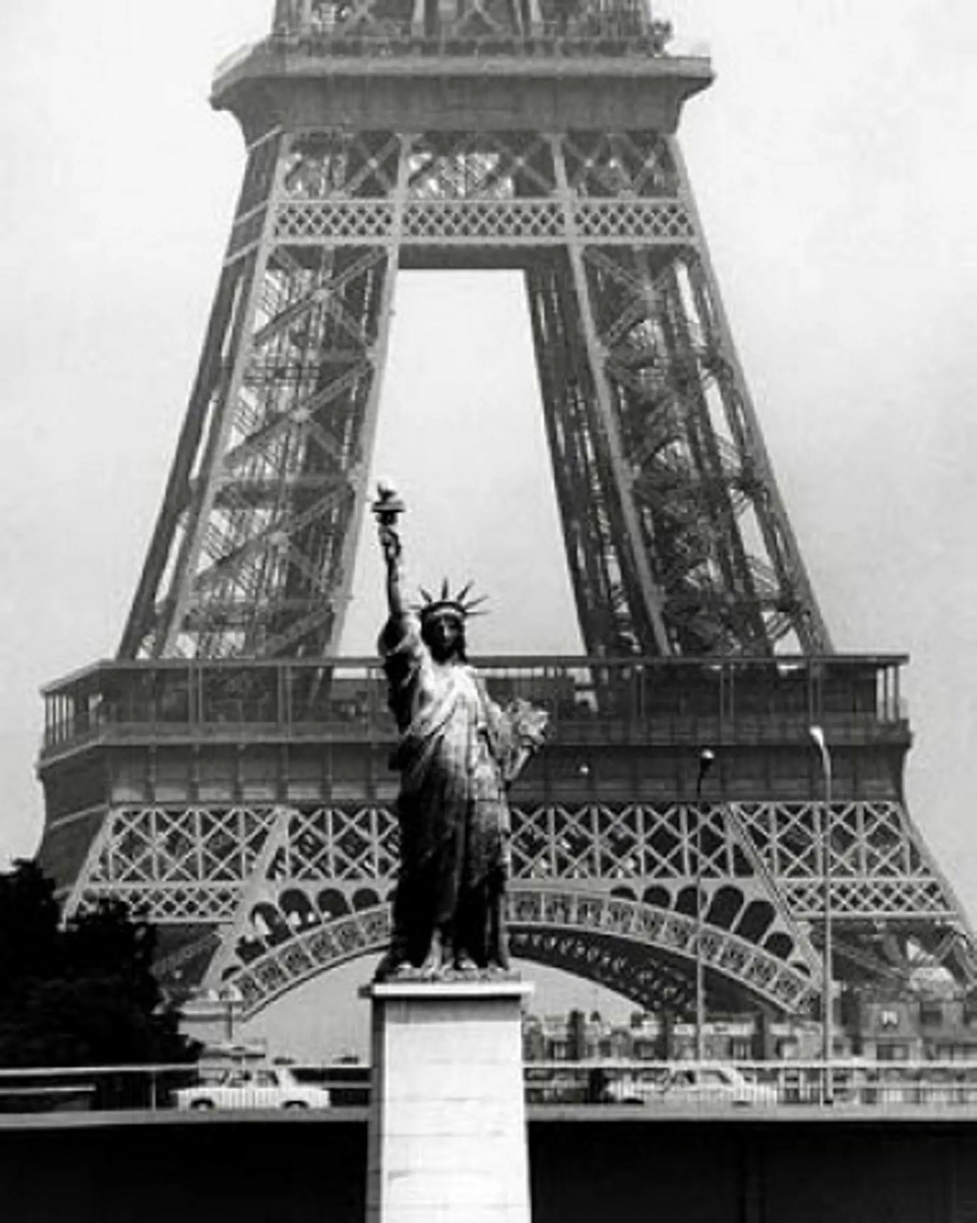 Robert Doisneau Statue of Liberty