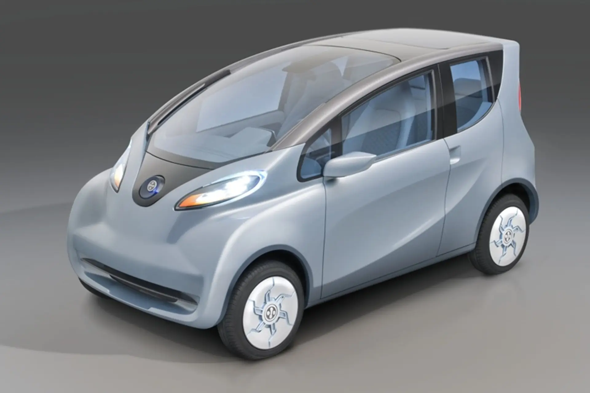 Tata eMO 2012