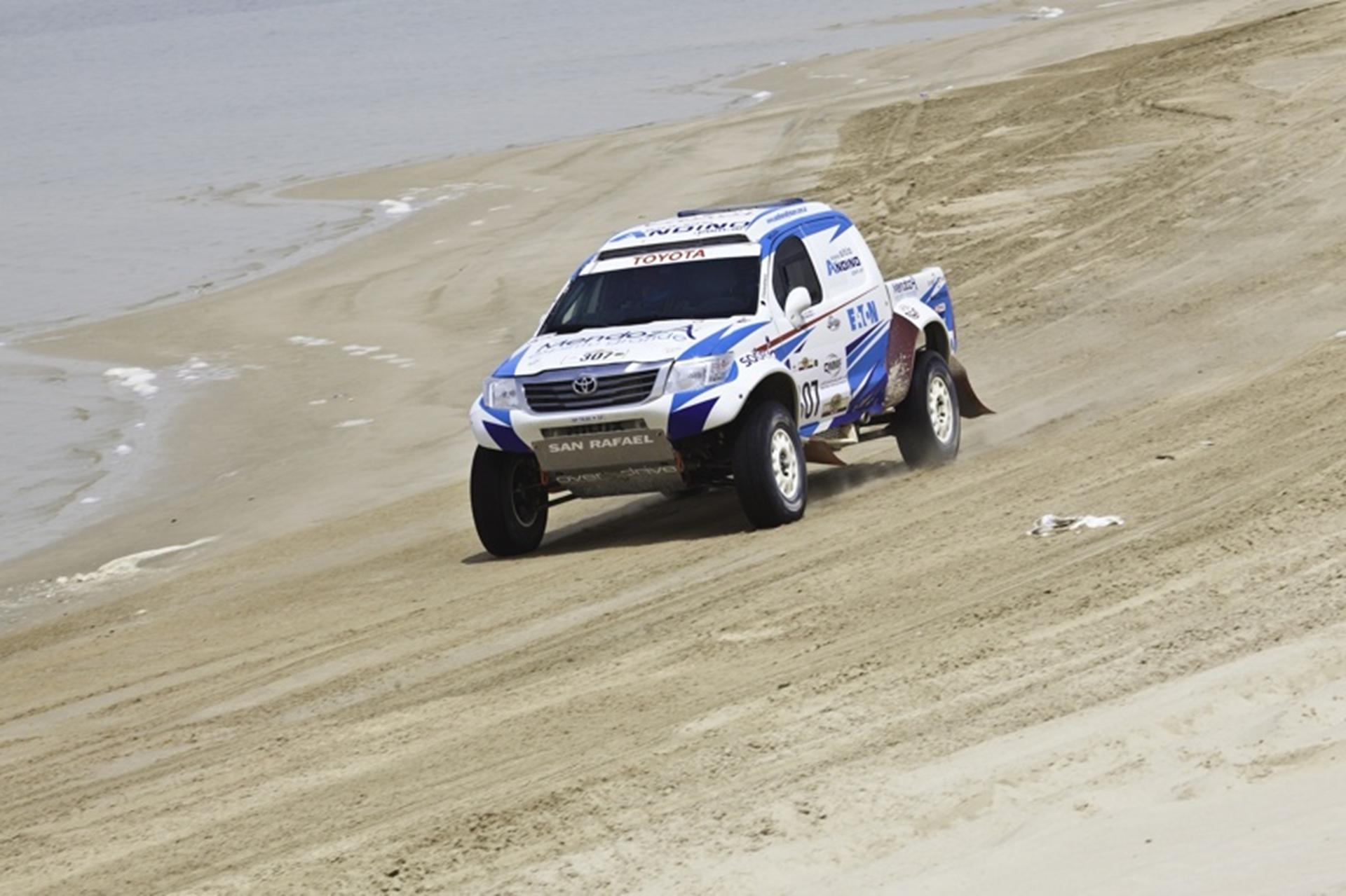 Toyota Hilux Rule Qatar Rally