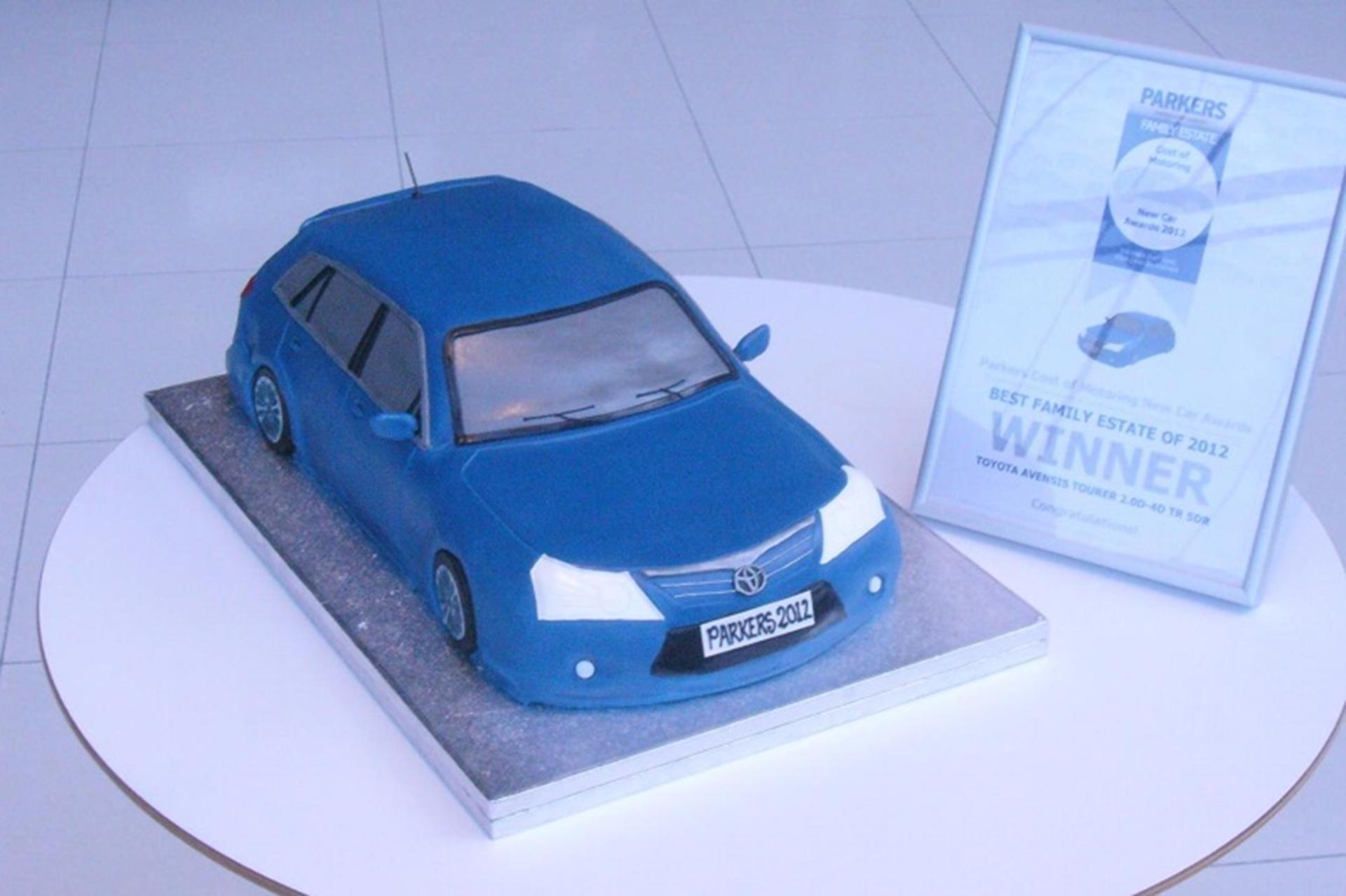 TOYOTA AVENSIS TOURER – WINNING IS A PIECE OF CAKE