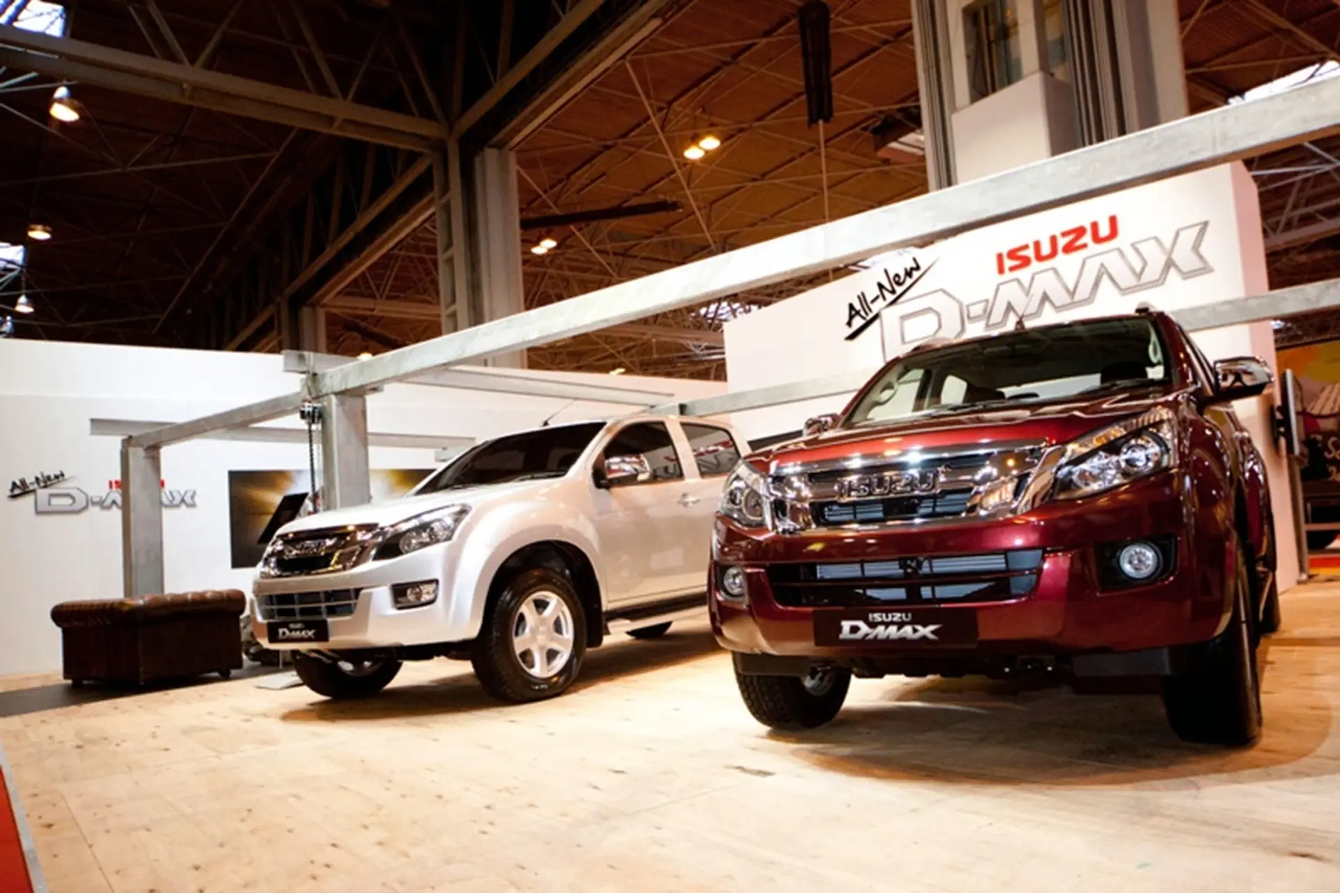 ISUZU D-MAX PULLS THE CROWDS AT THE CV SHOW