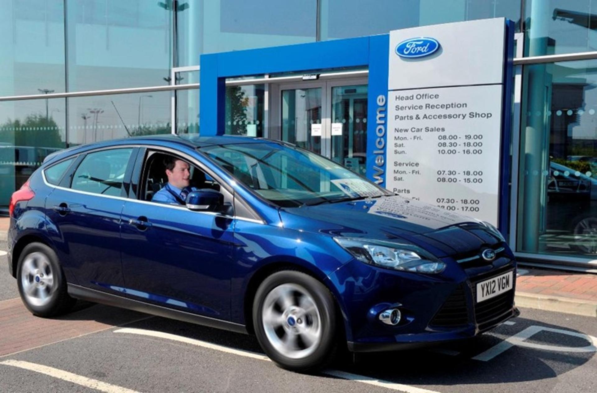 FORD FOCUS 1.0-LITRE ECOBOOST OFF TO A FAST START
