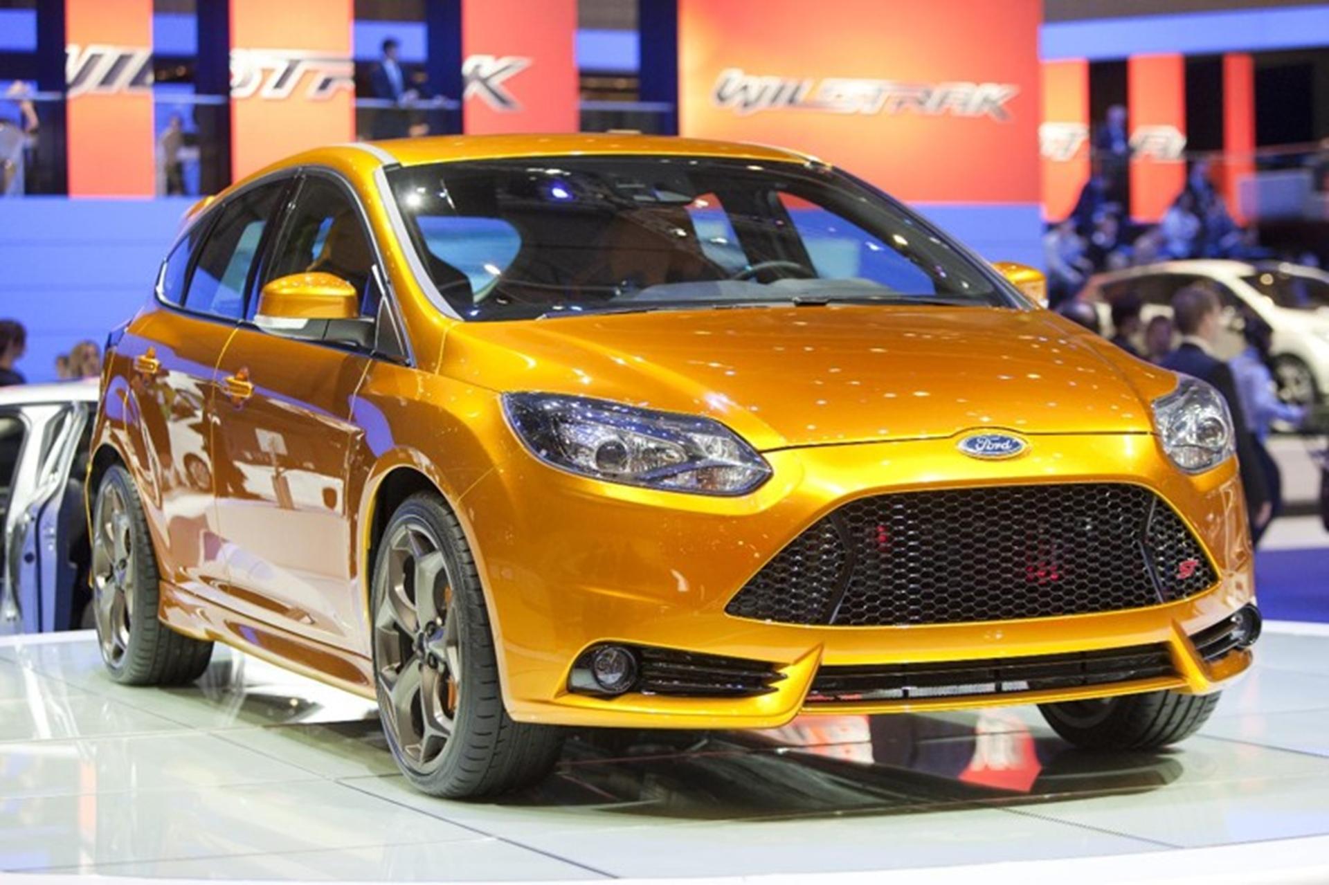 FORD FOCUS CROWNED BEST MEDIUM CAR AT THE 2012 DIESEL CAR AWARDS