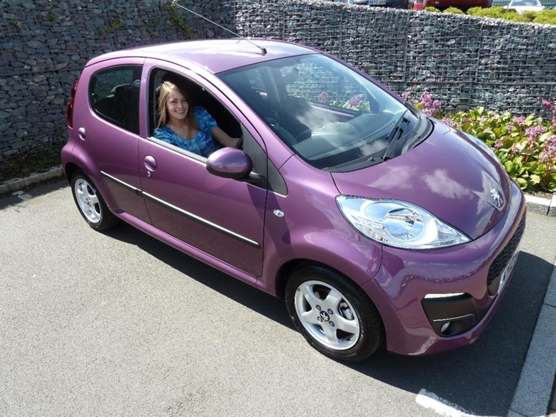 PEUGEOT TACKLES DROP IN YOUNG DRIVER CAR OWNERSHIP BY EXTENDING JUST ADD FUEL SCHEME