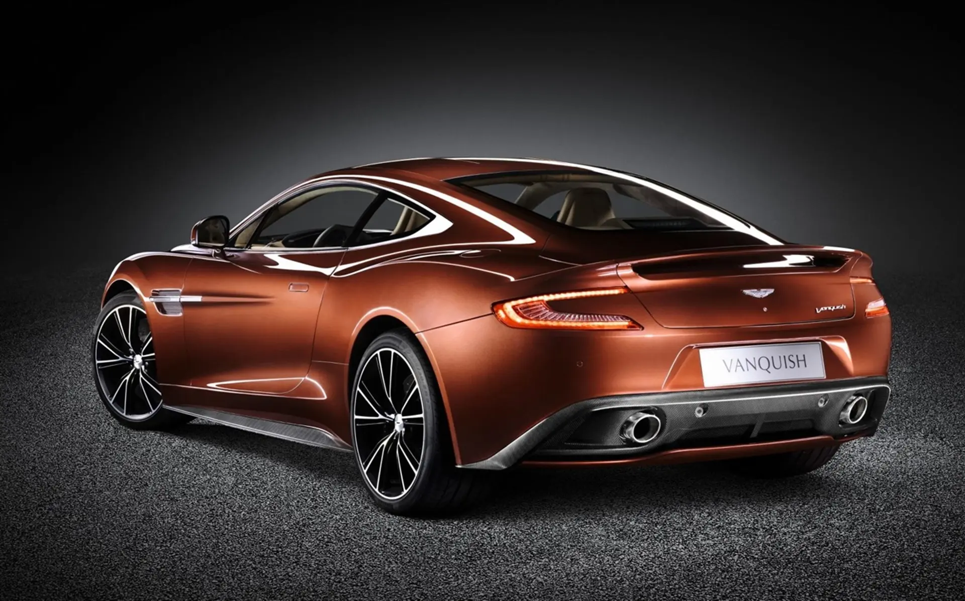 Aston Martin Vanquish 2012