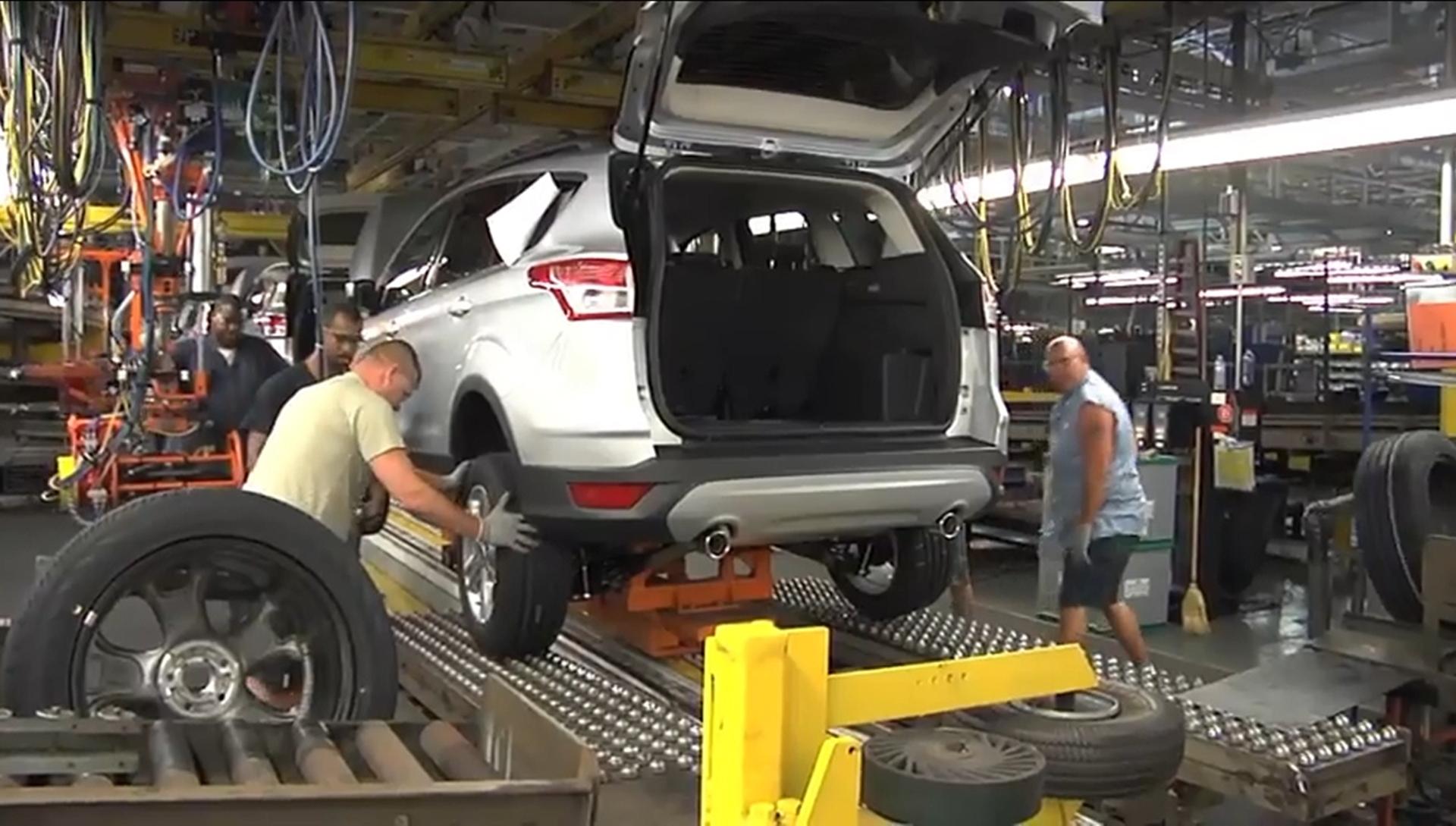 Ford Celebrates Fuel-Efficient Escape Launch, Additional Jobs at Louisville Assembly Plant