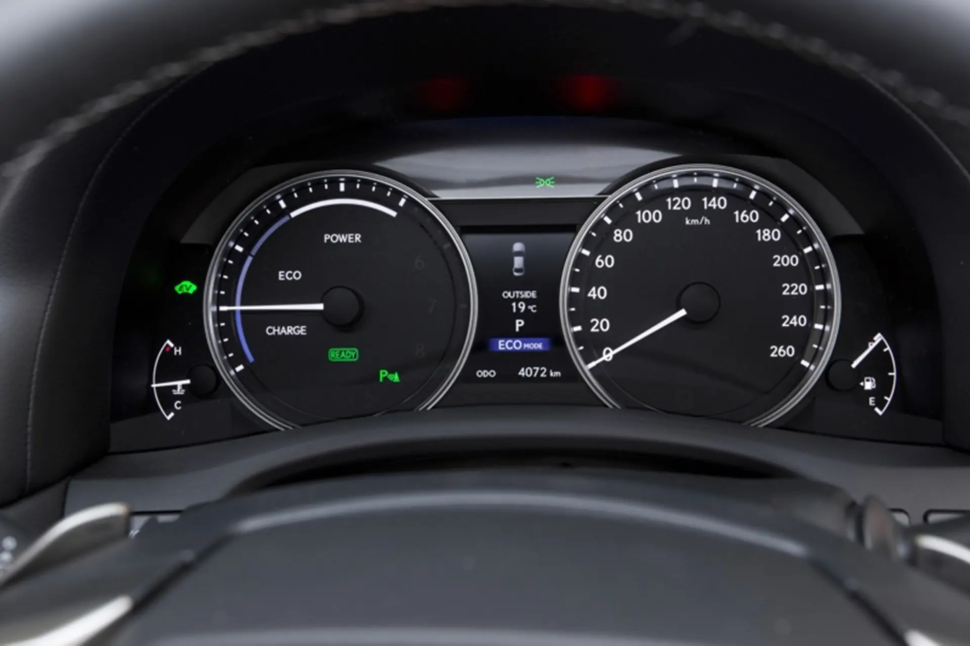 Lexus GS-450h Instruments