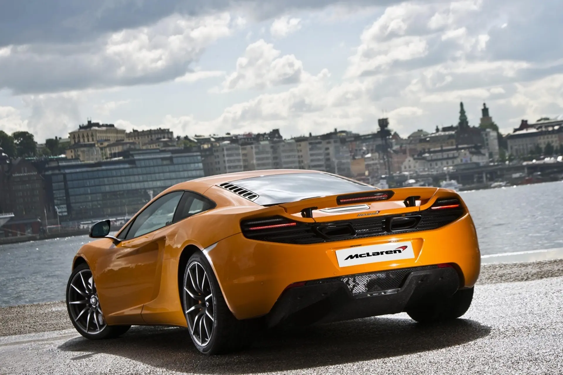 McLaren MP4-12C 2012