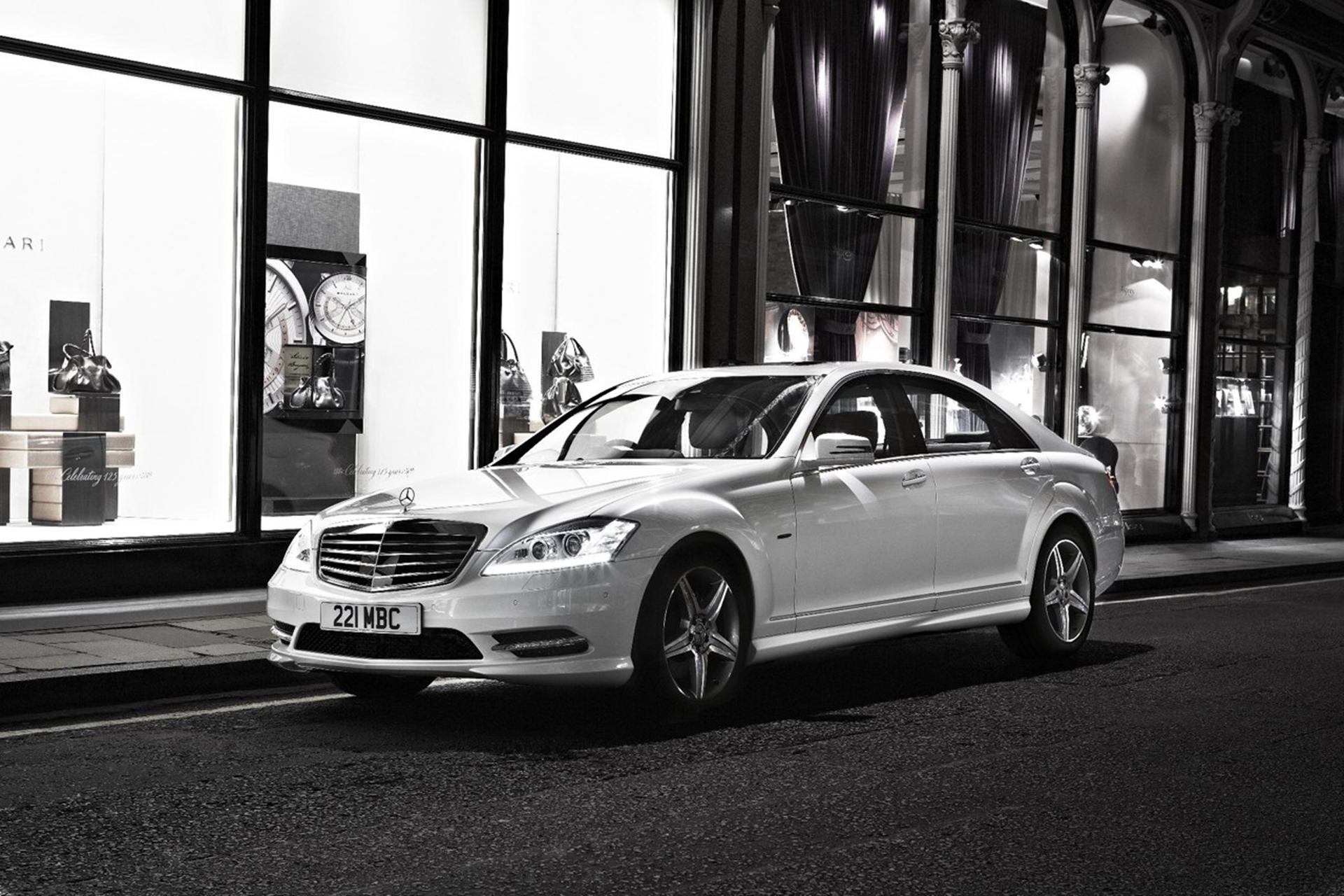 S-CLASS CELEBRATES STUNNING SEVENTH CONSECUTIVE AUTO EXPRESS AWARD WIN