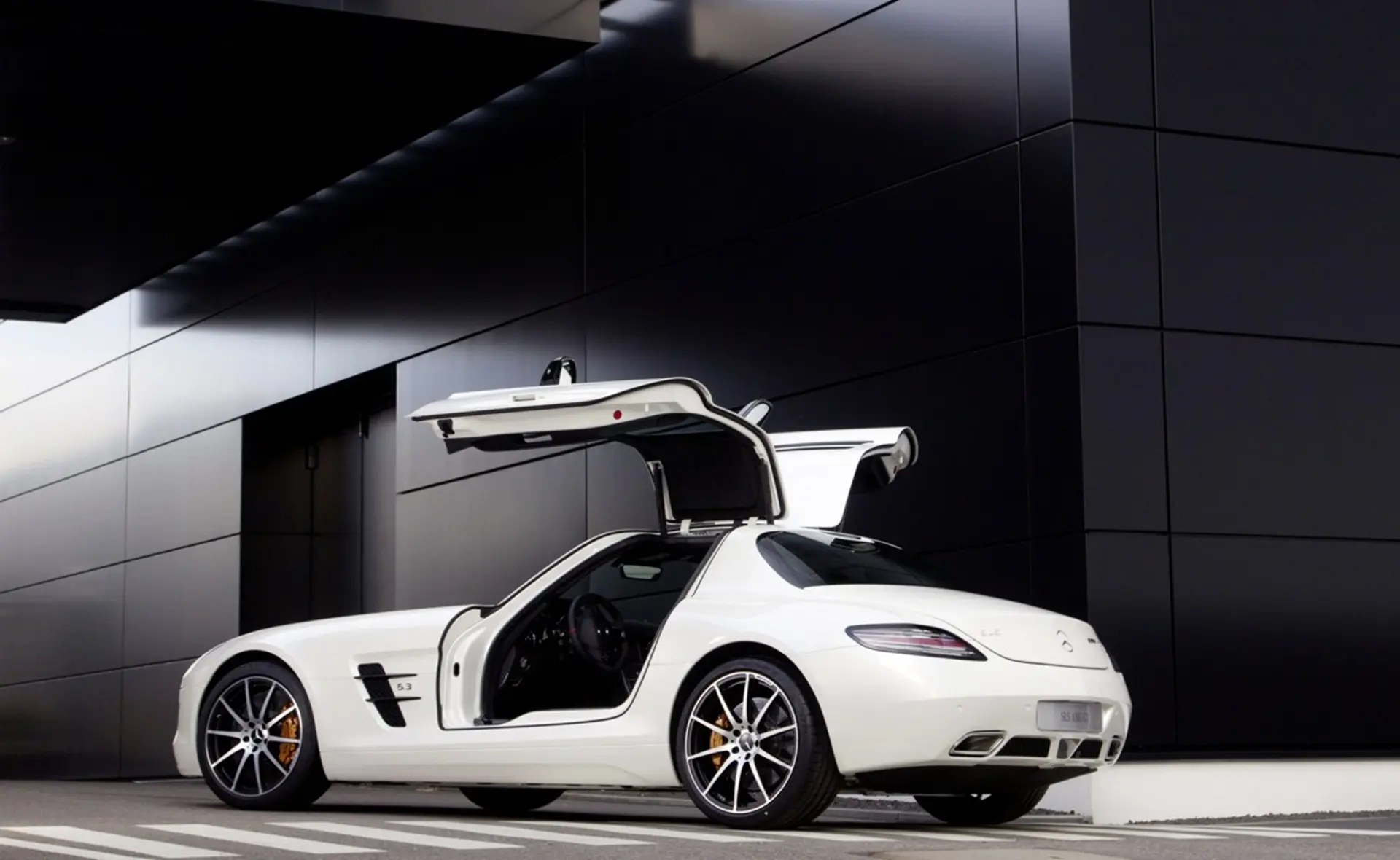 Mercedes-Benz SLS AMG GT