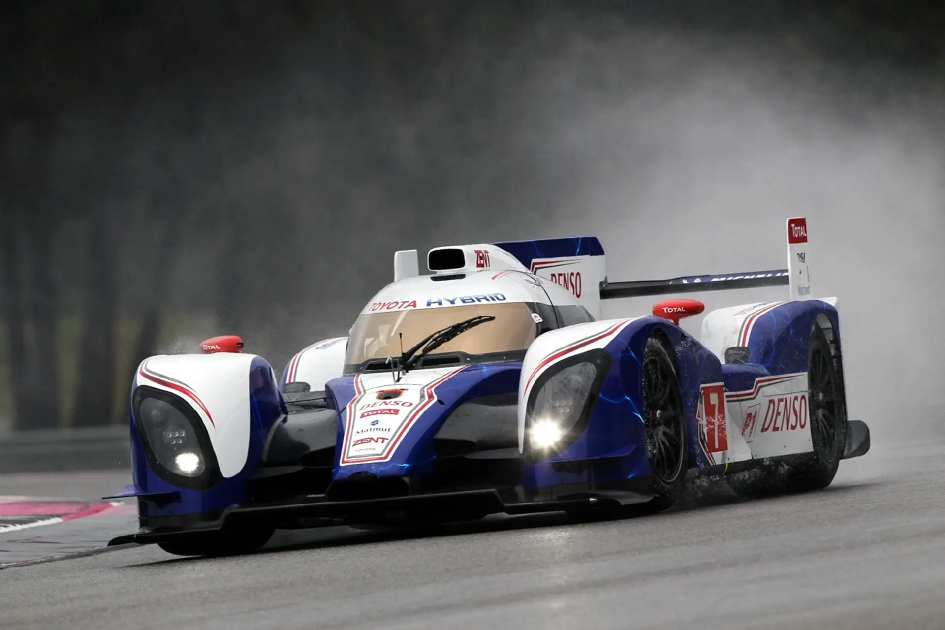 Toyota Le Mans racing